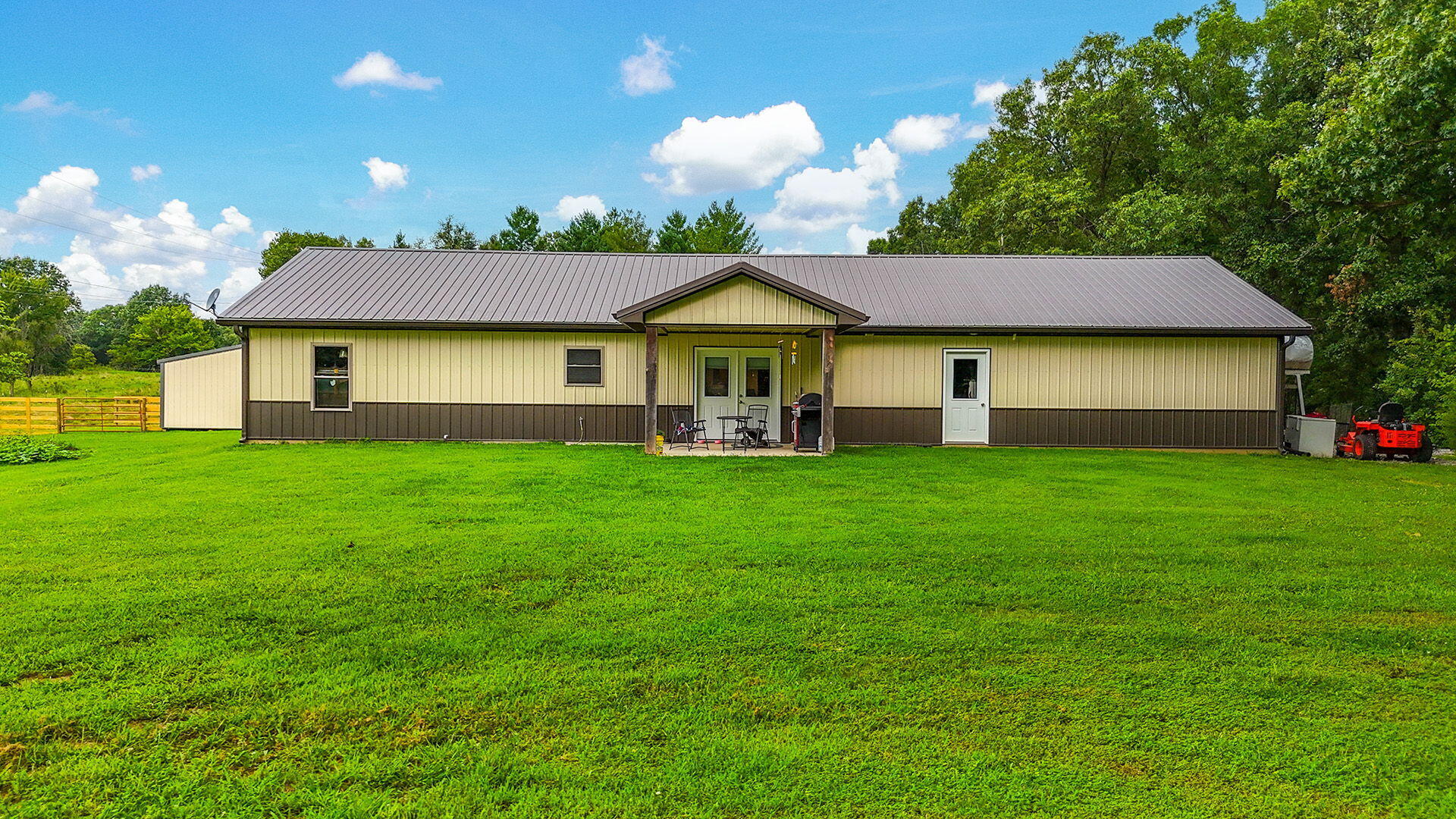 15402 State Highway B Property Photo 28