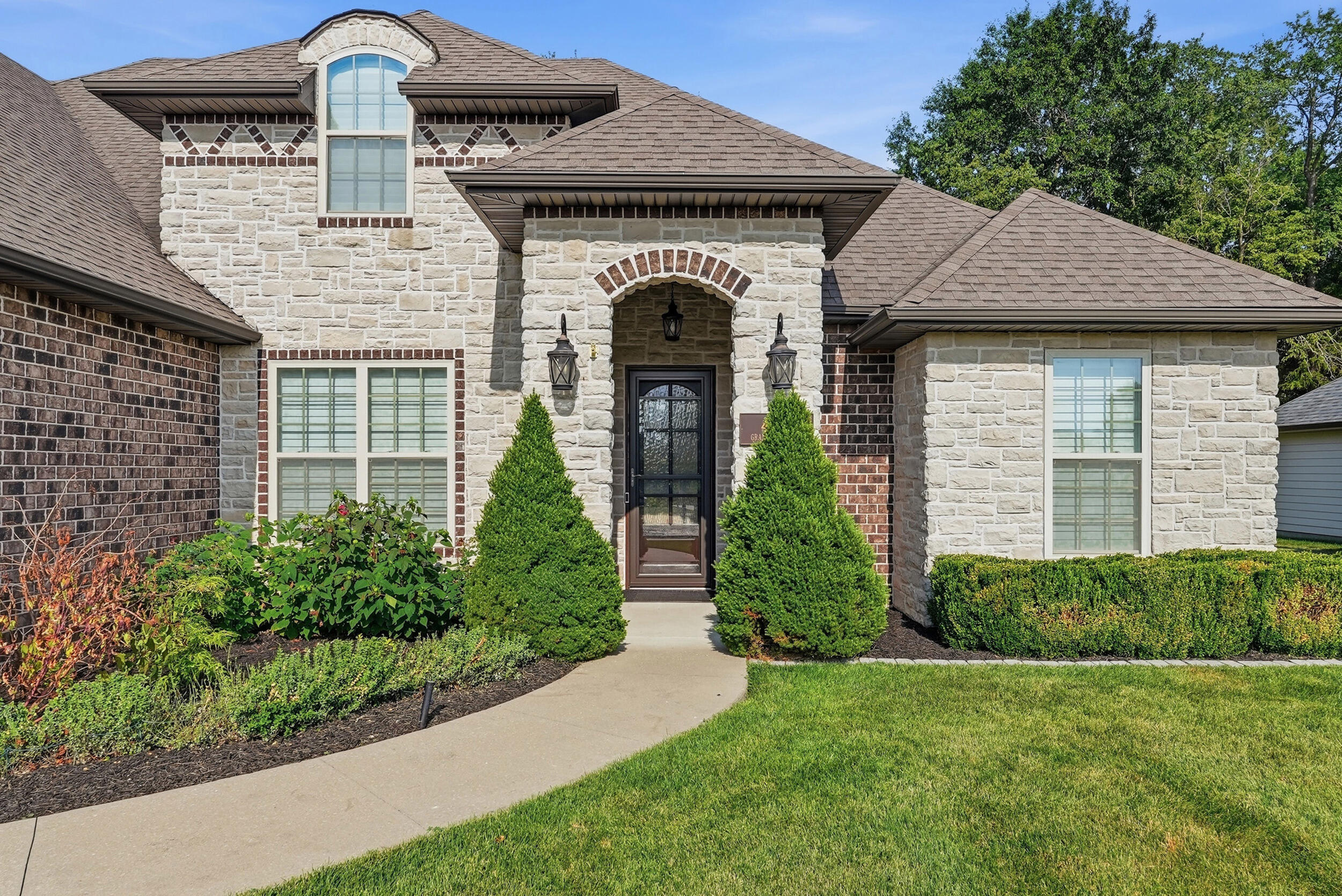 4210 Granite Springs Dr Property Photo 3
