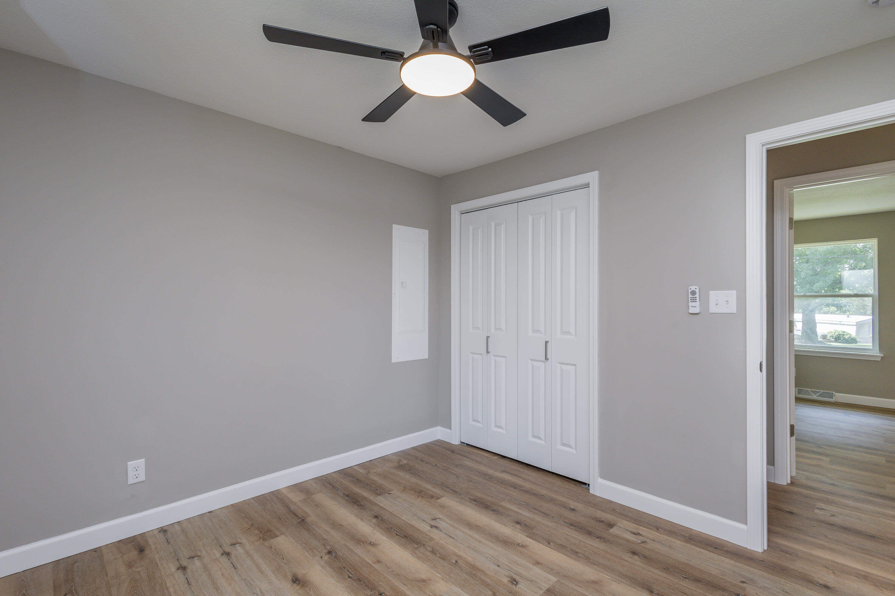25 E Poplar Hill Dr Property Photo 23