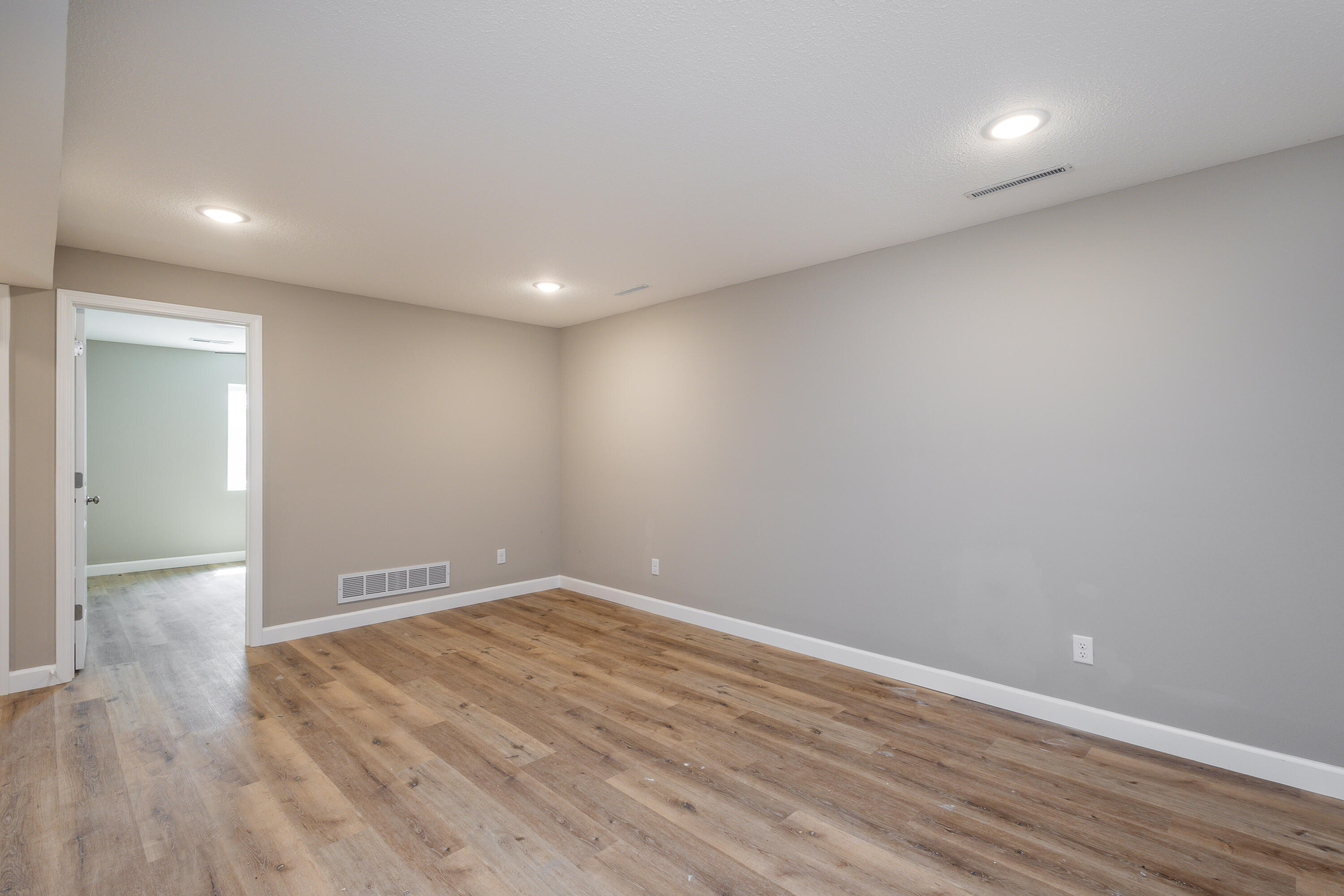 25 E Poplar Hill Dr Property Photo 34