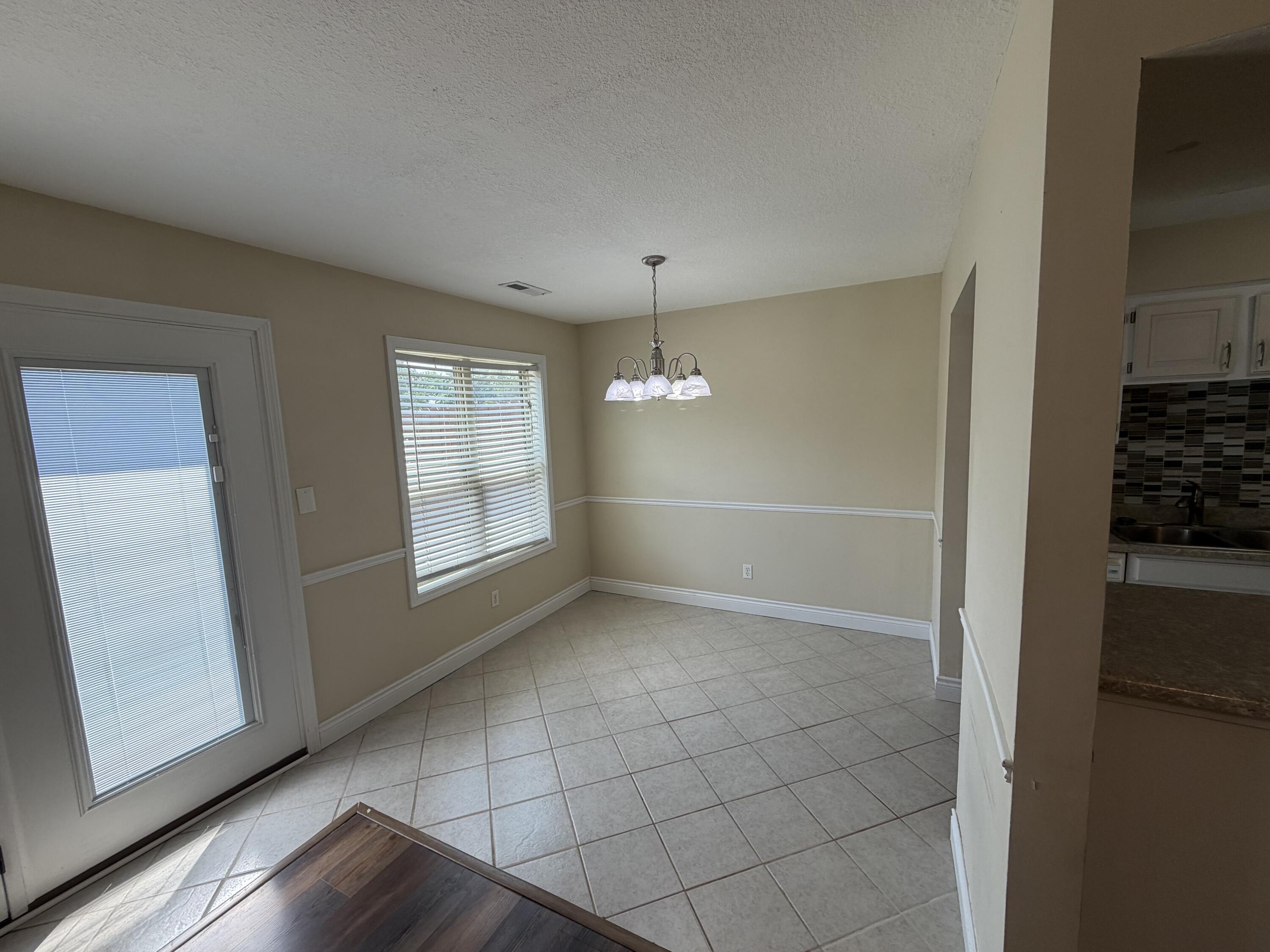 2032 Waterfront Dr D Property Photo 9