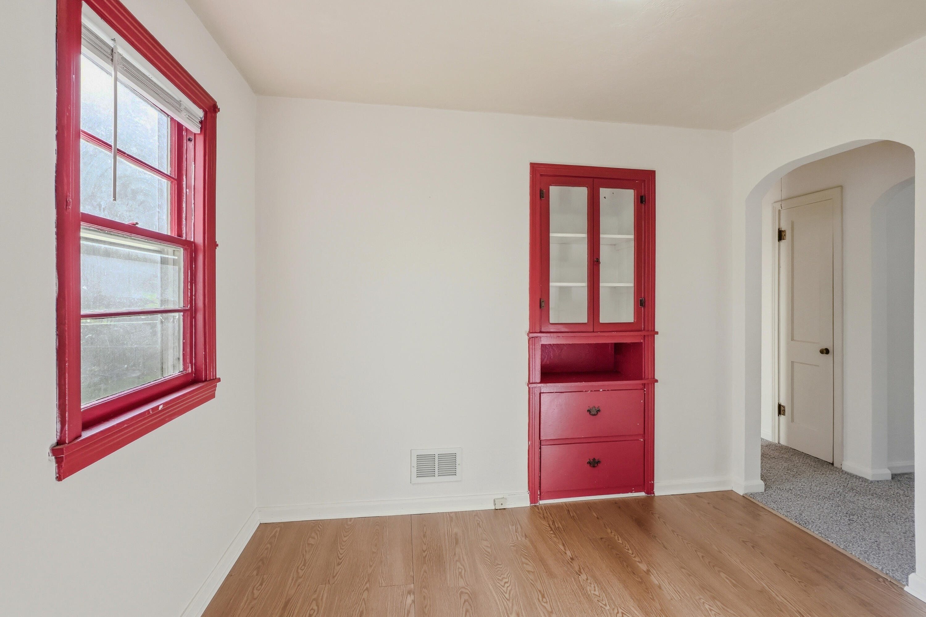 1212 3rd St Property Photo 5