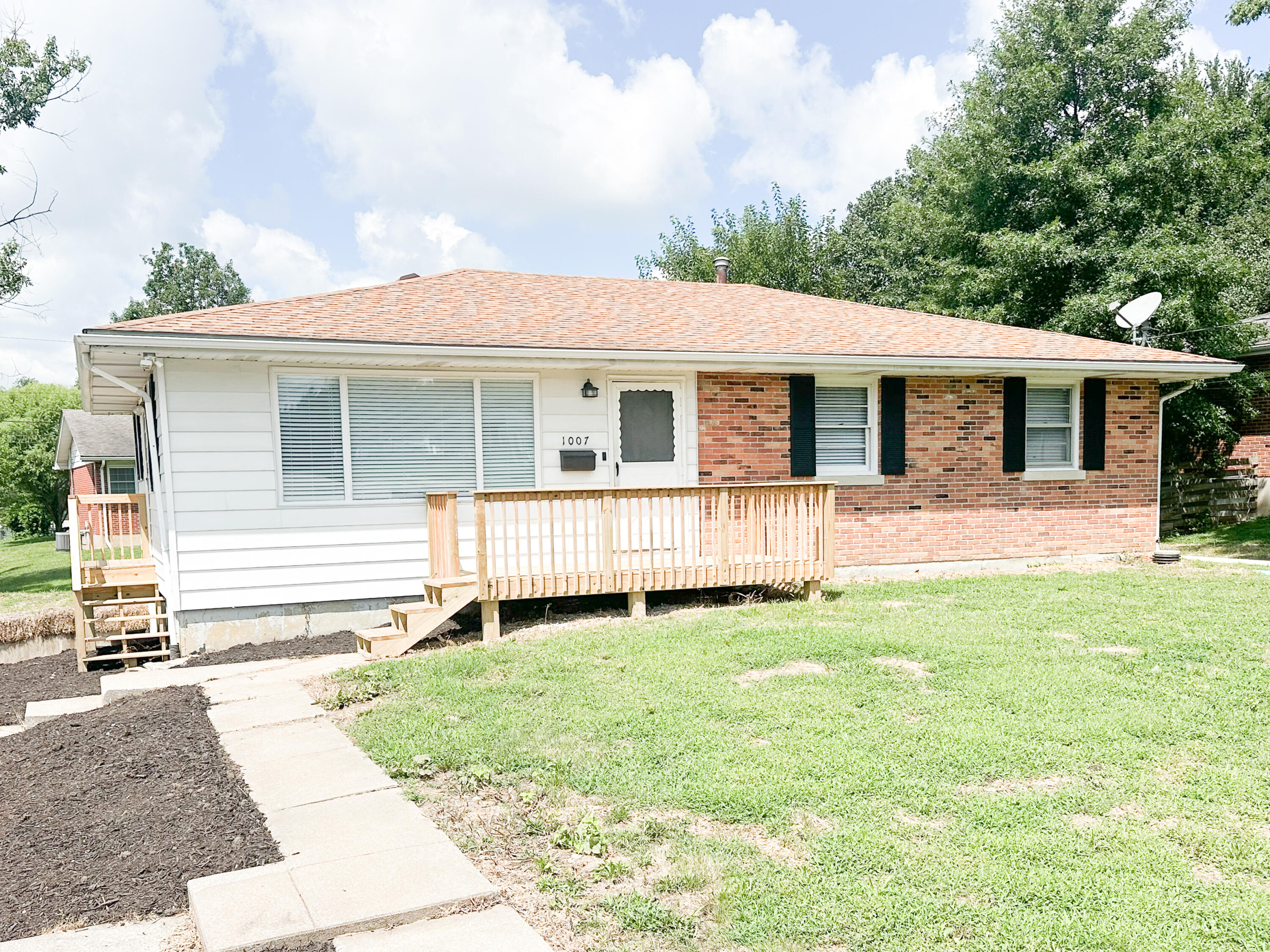 1007 Sioux Dr Property Photo 1