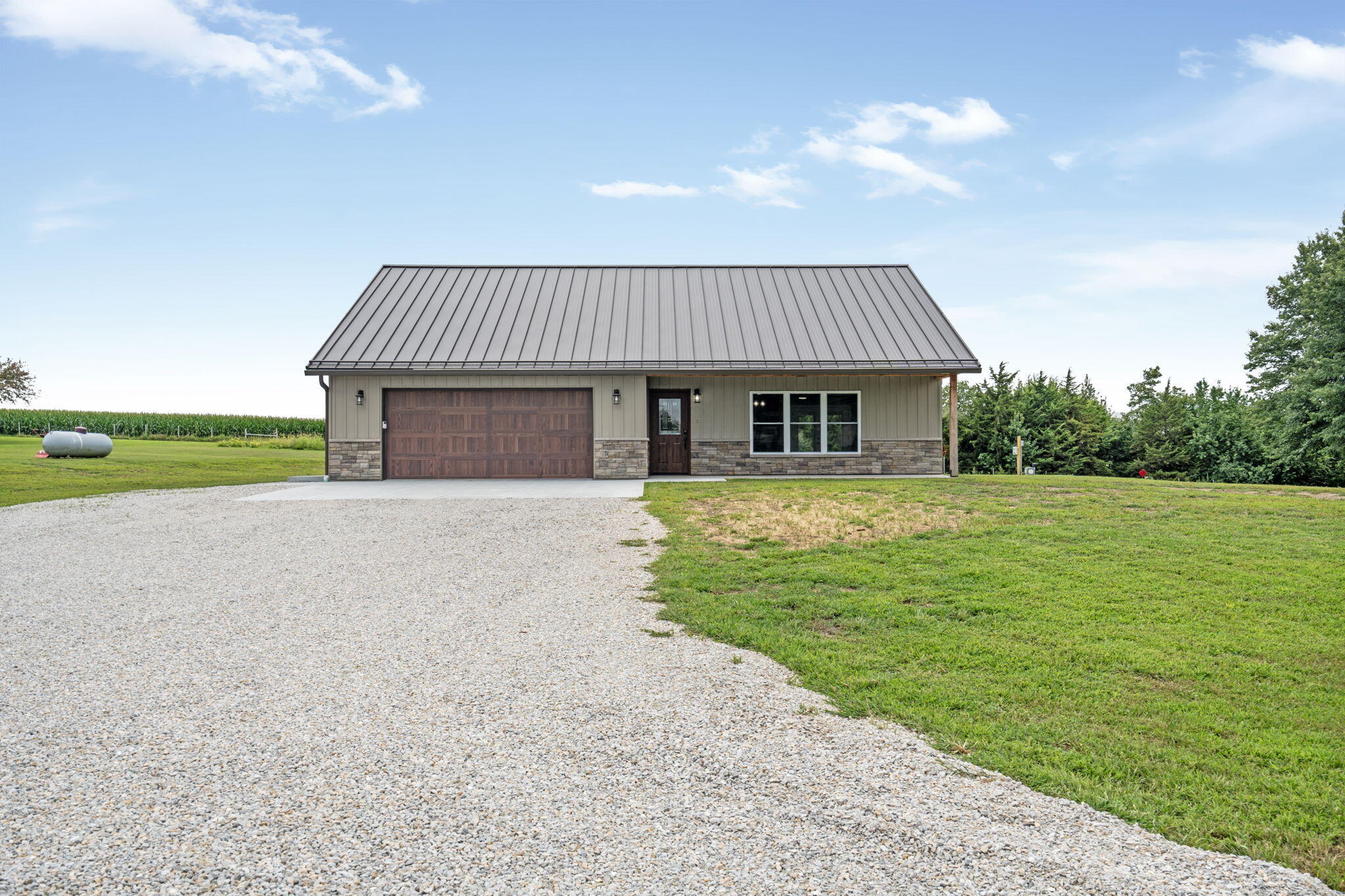 11459 Lakeview Ct Property Photo 1