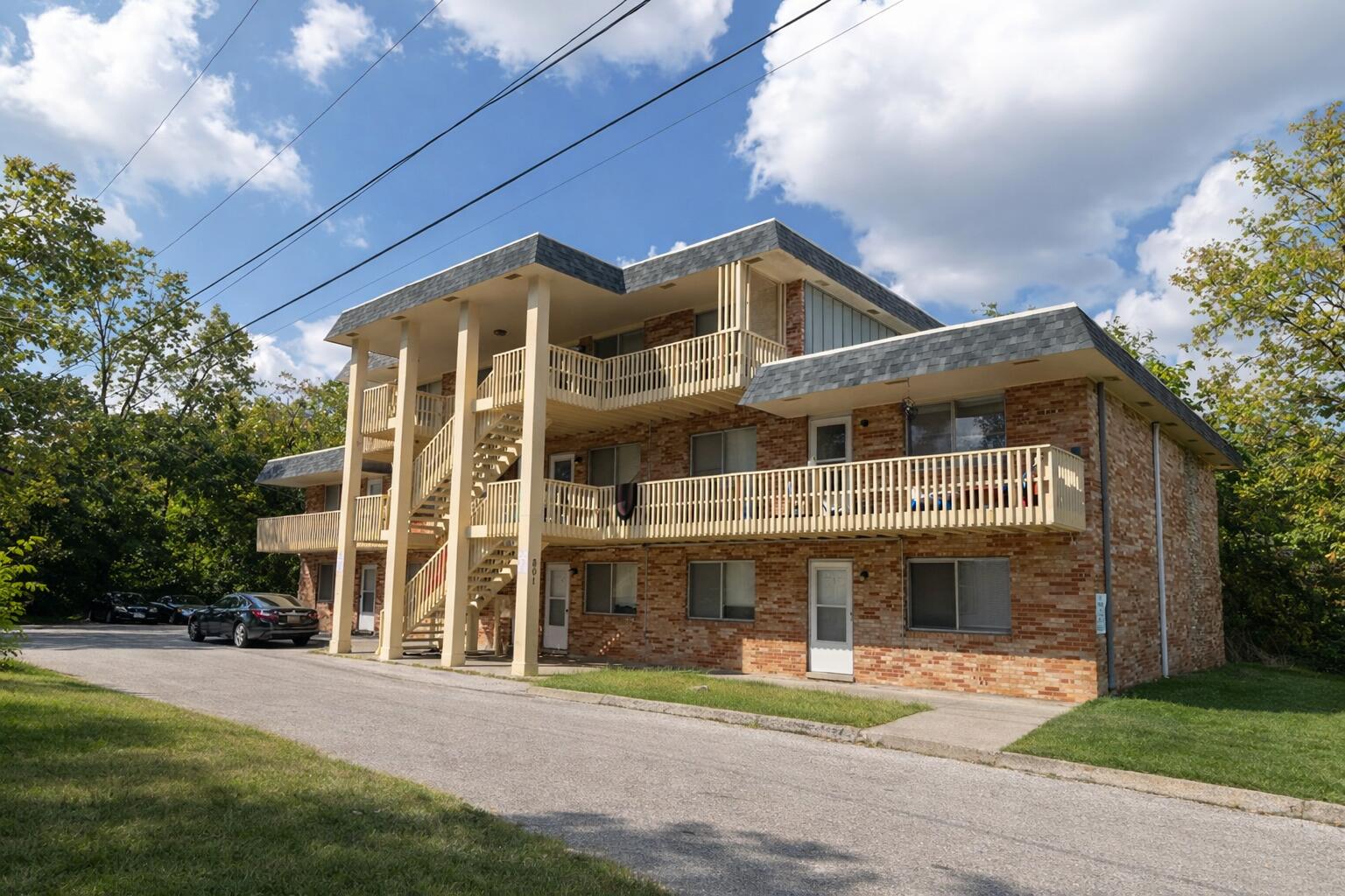 801 N Ann St 2 Property Photo 1
