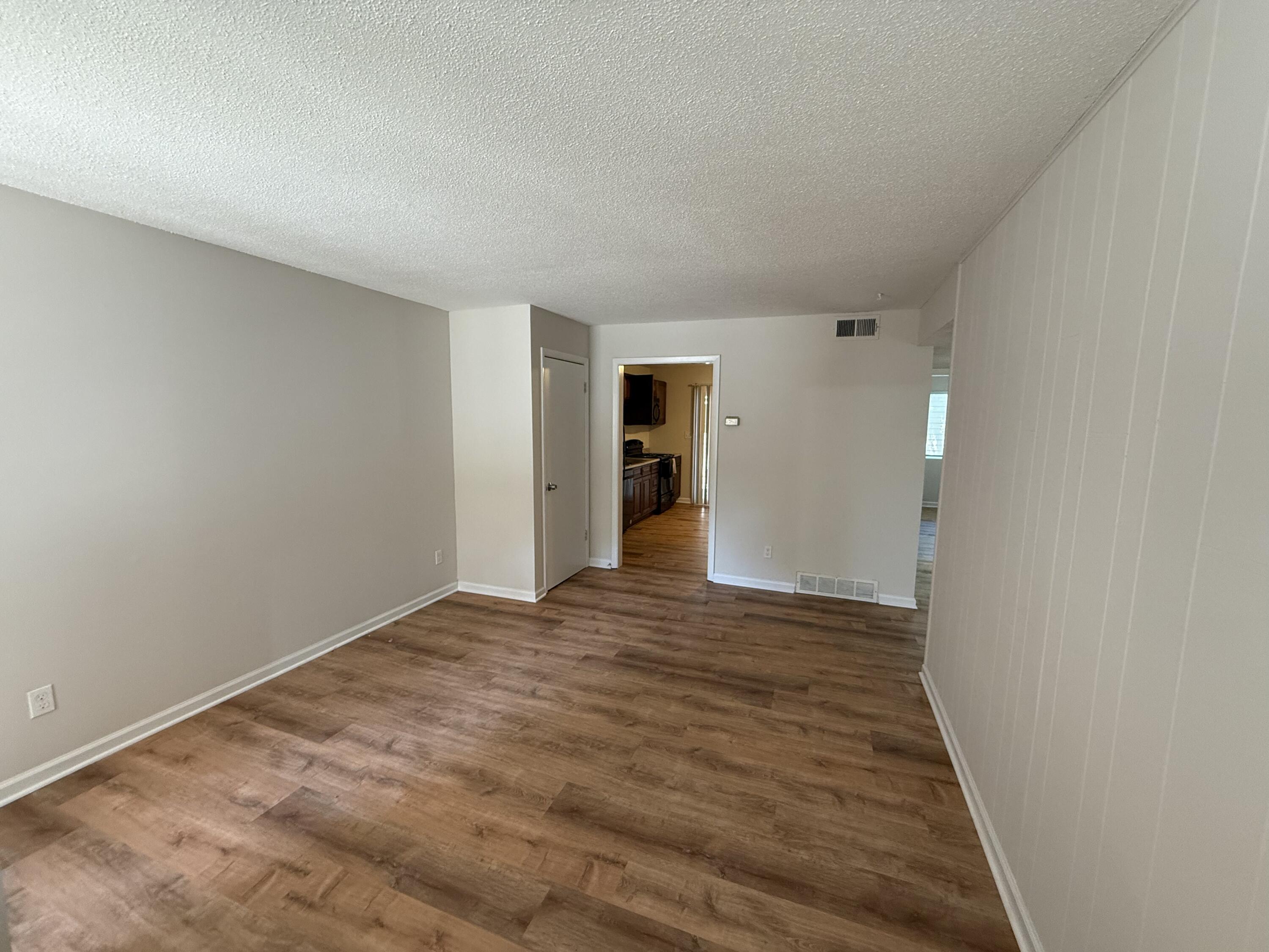 801 N Ann St 2 Property Photo 11