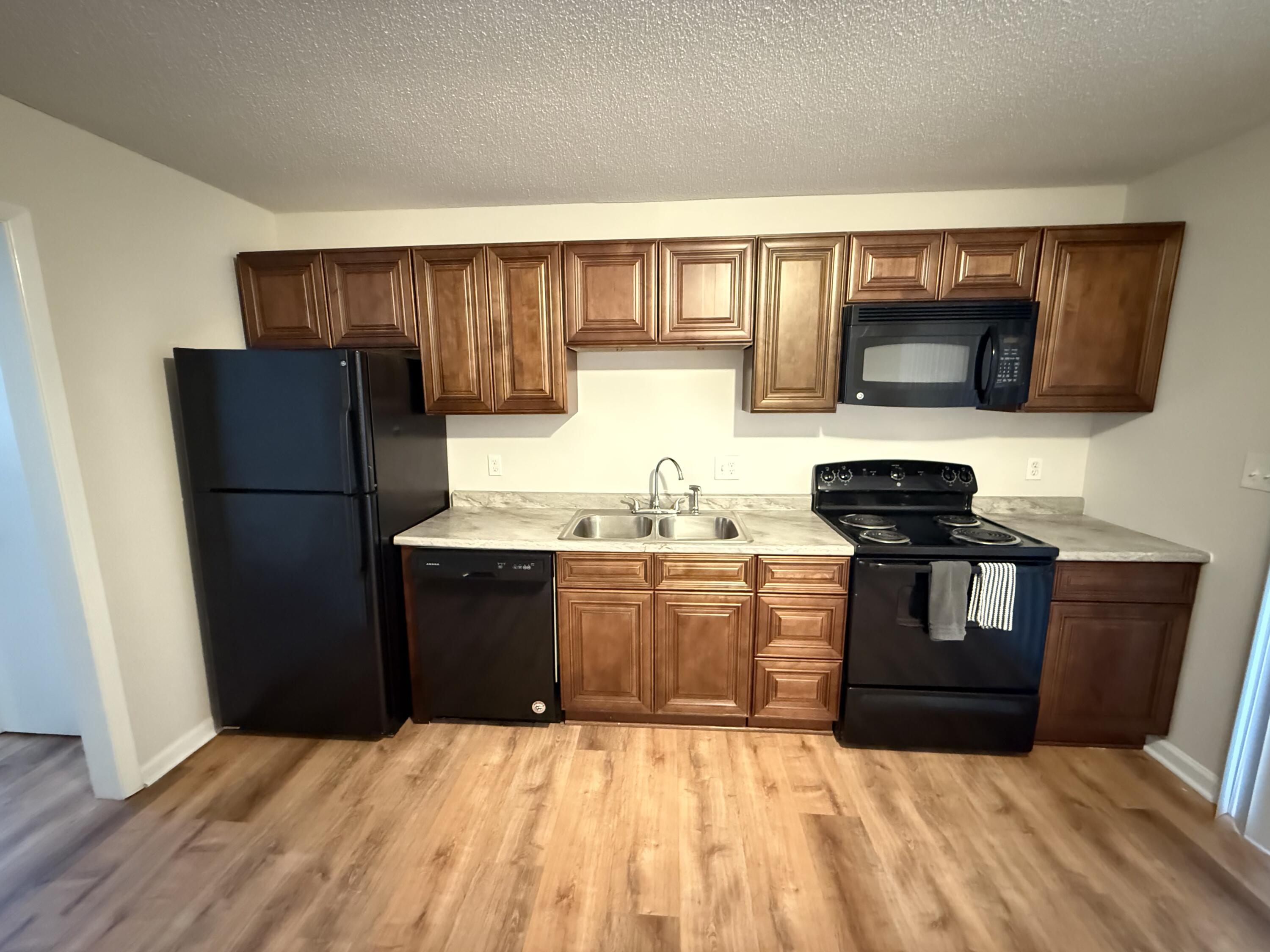 801 N Ann St 2 Property Photo 16