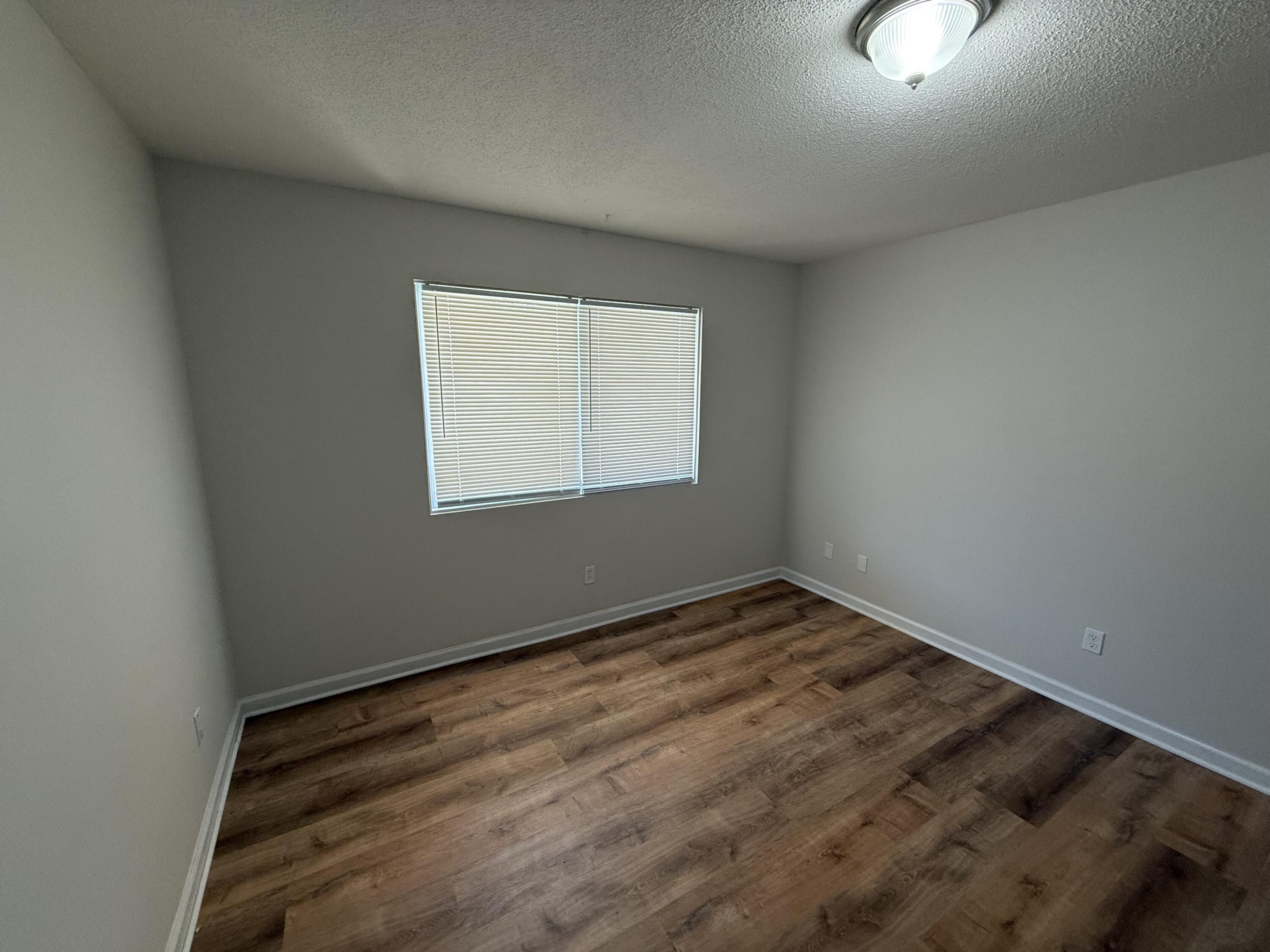801 N Ann St 2 Property Photo 18