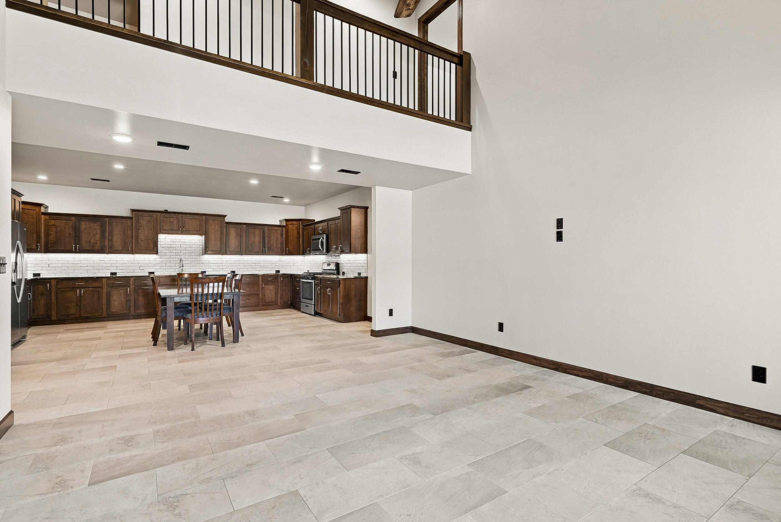 12838 County Road 4039 Property Photo 7