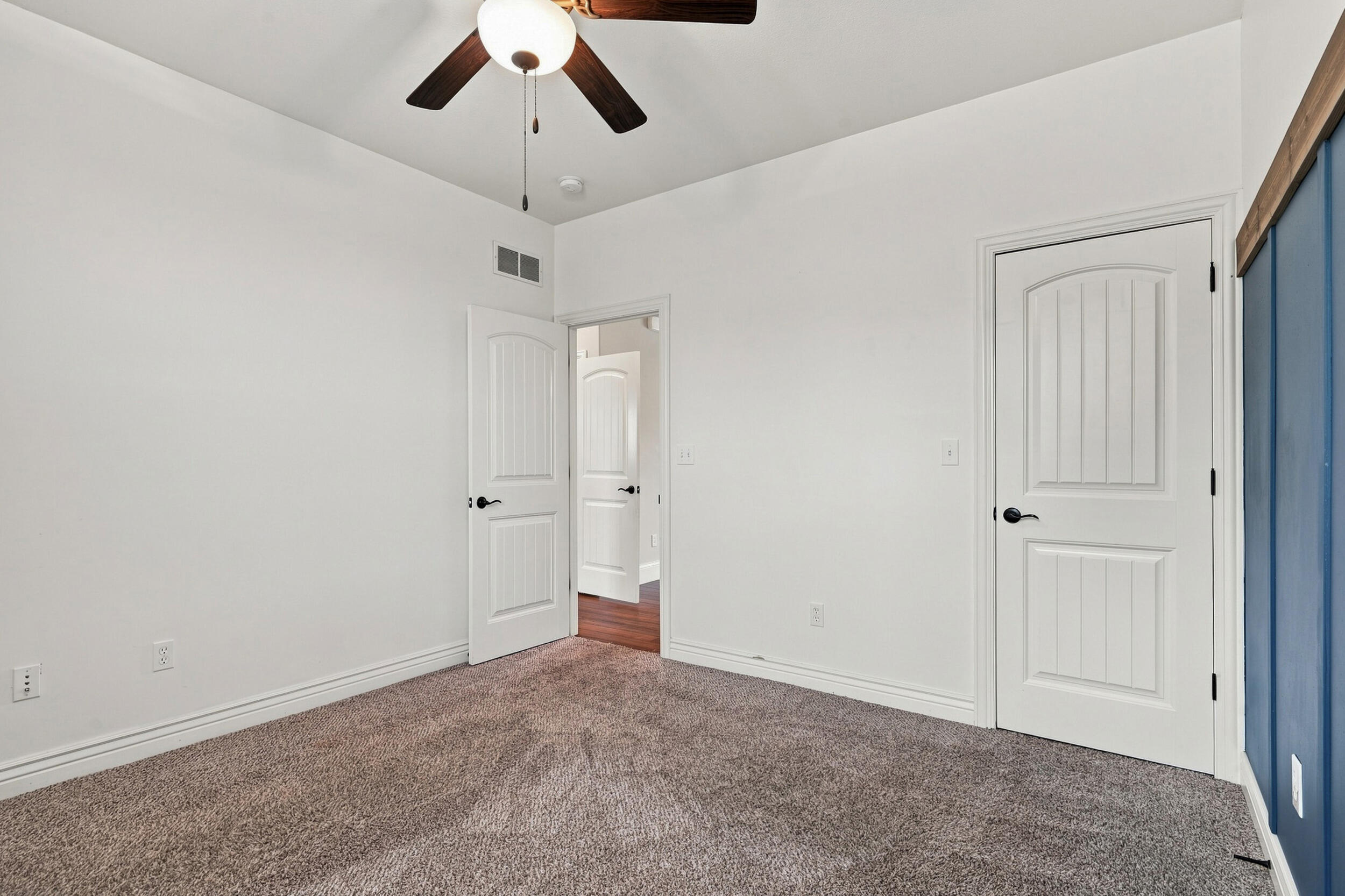 4810 Annandale Ct Property Photo 23