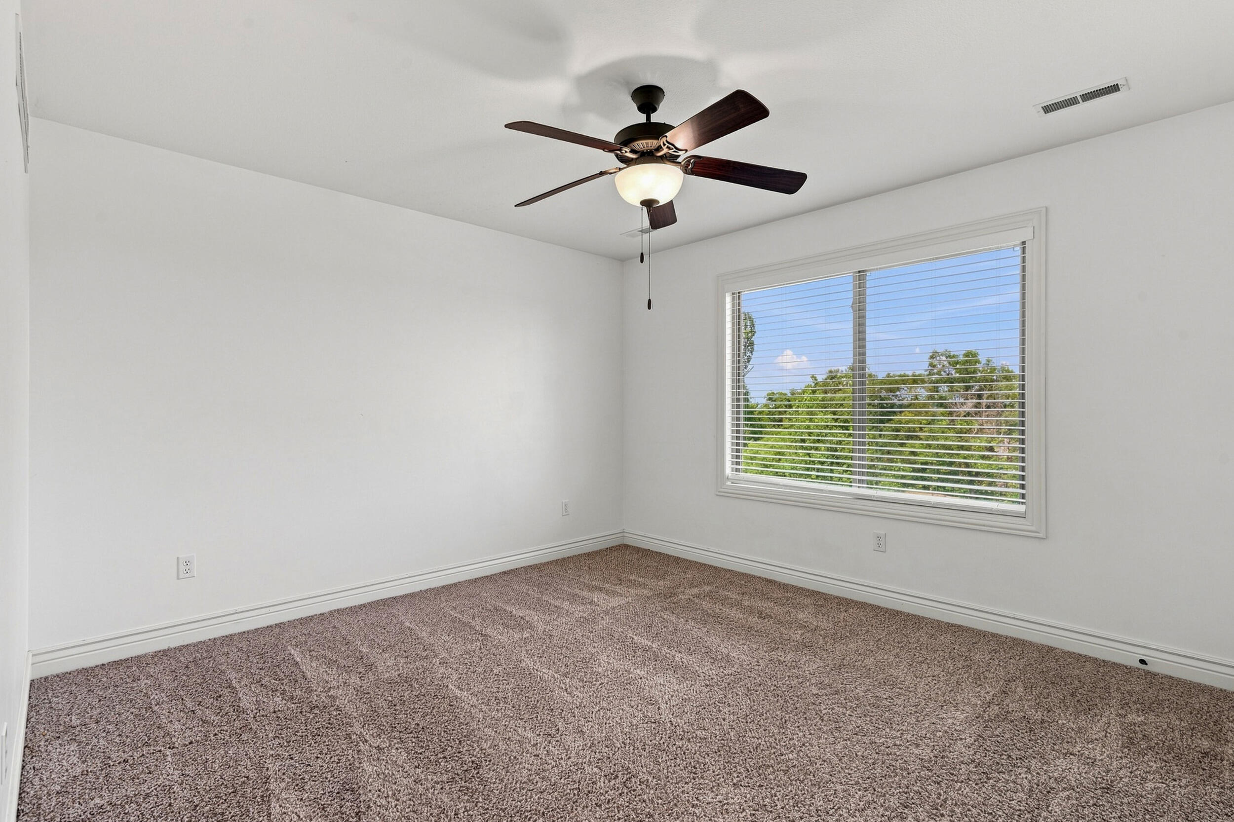 4810 Annandale Ct Property Photo 25