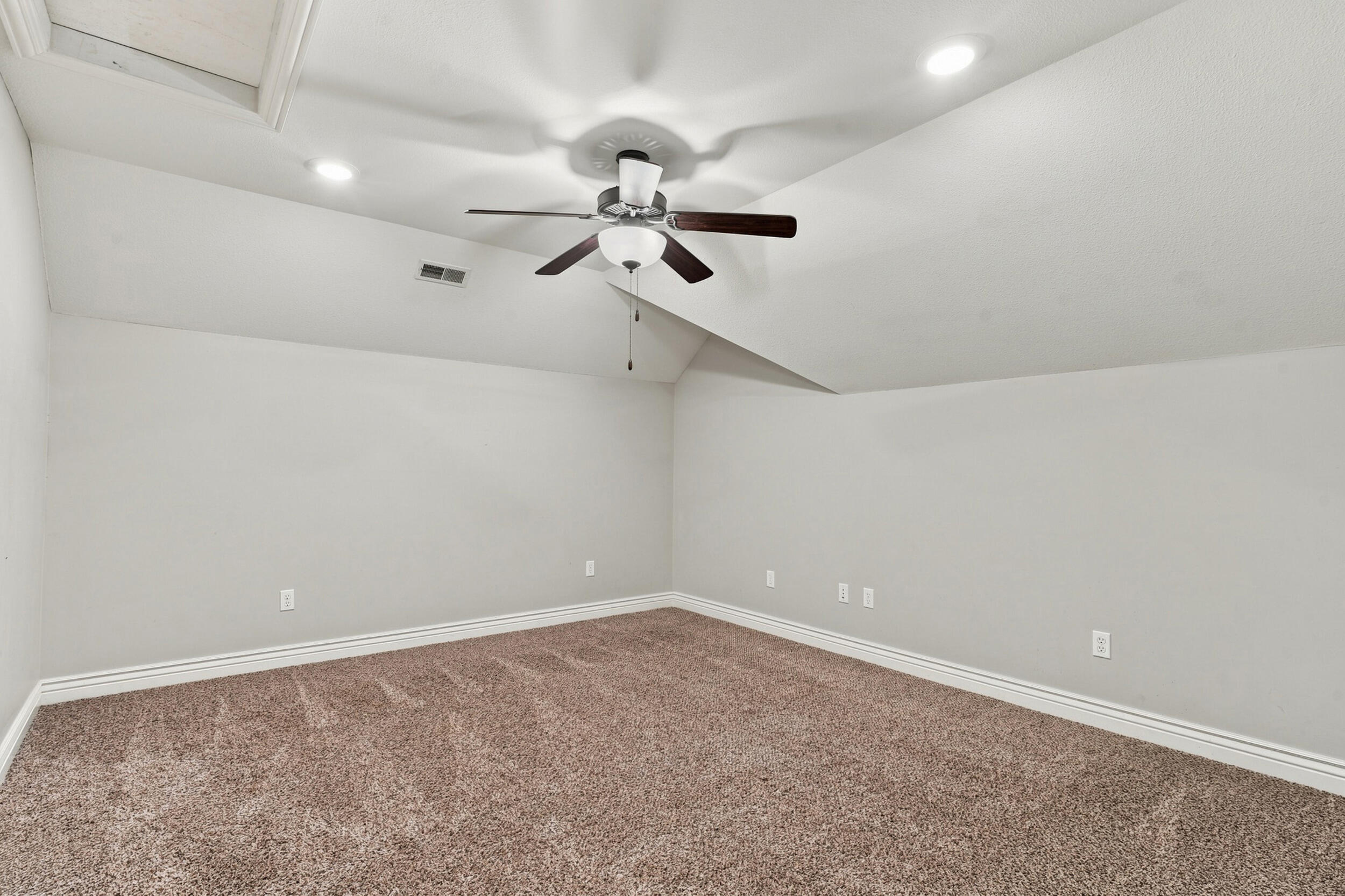 4810 Annandale Ct Property Photo 30