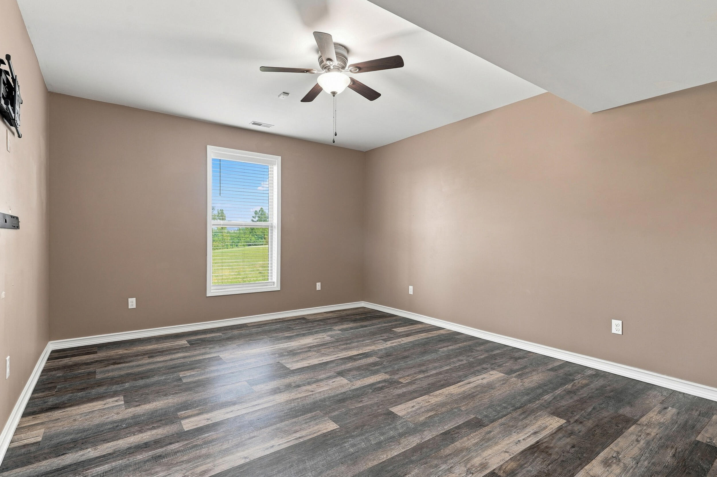 4810 Annandale Ct Property Photo 36