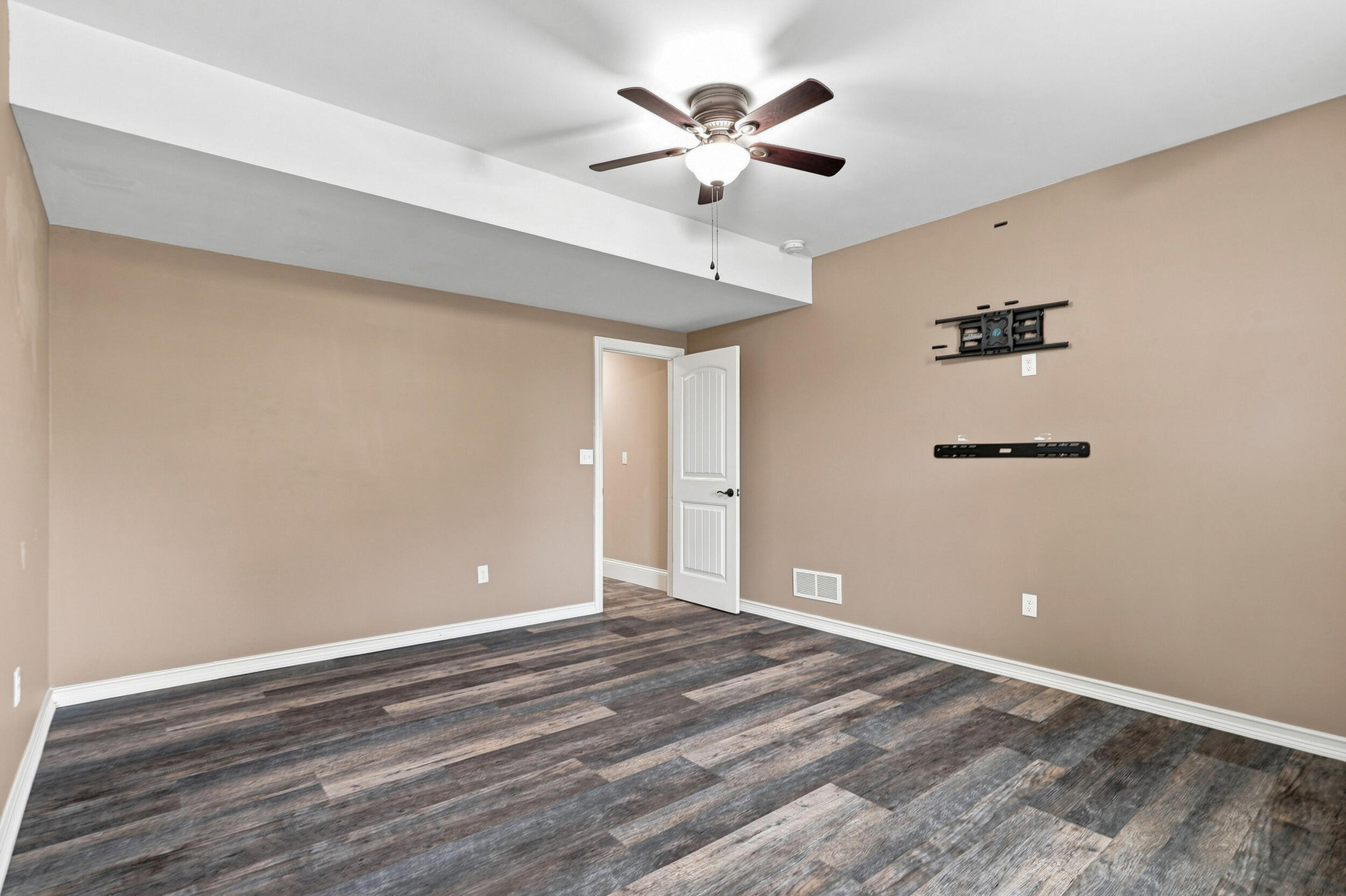 4810 Annandale Ct Property Photo 37