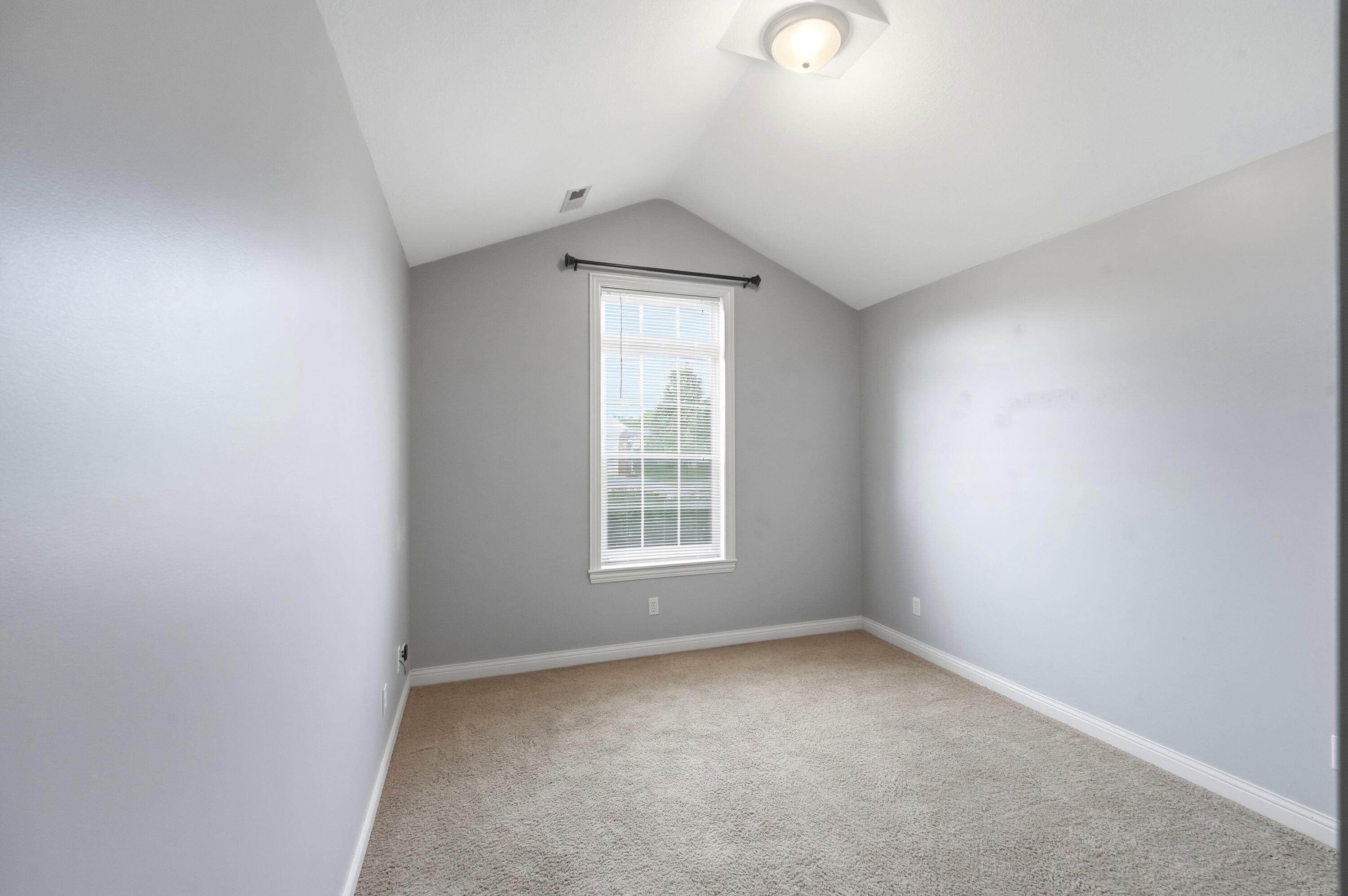 5805 Mahon Dr Property Photo 11