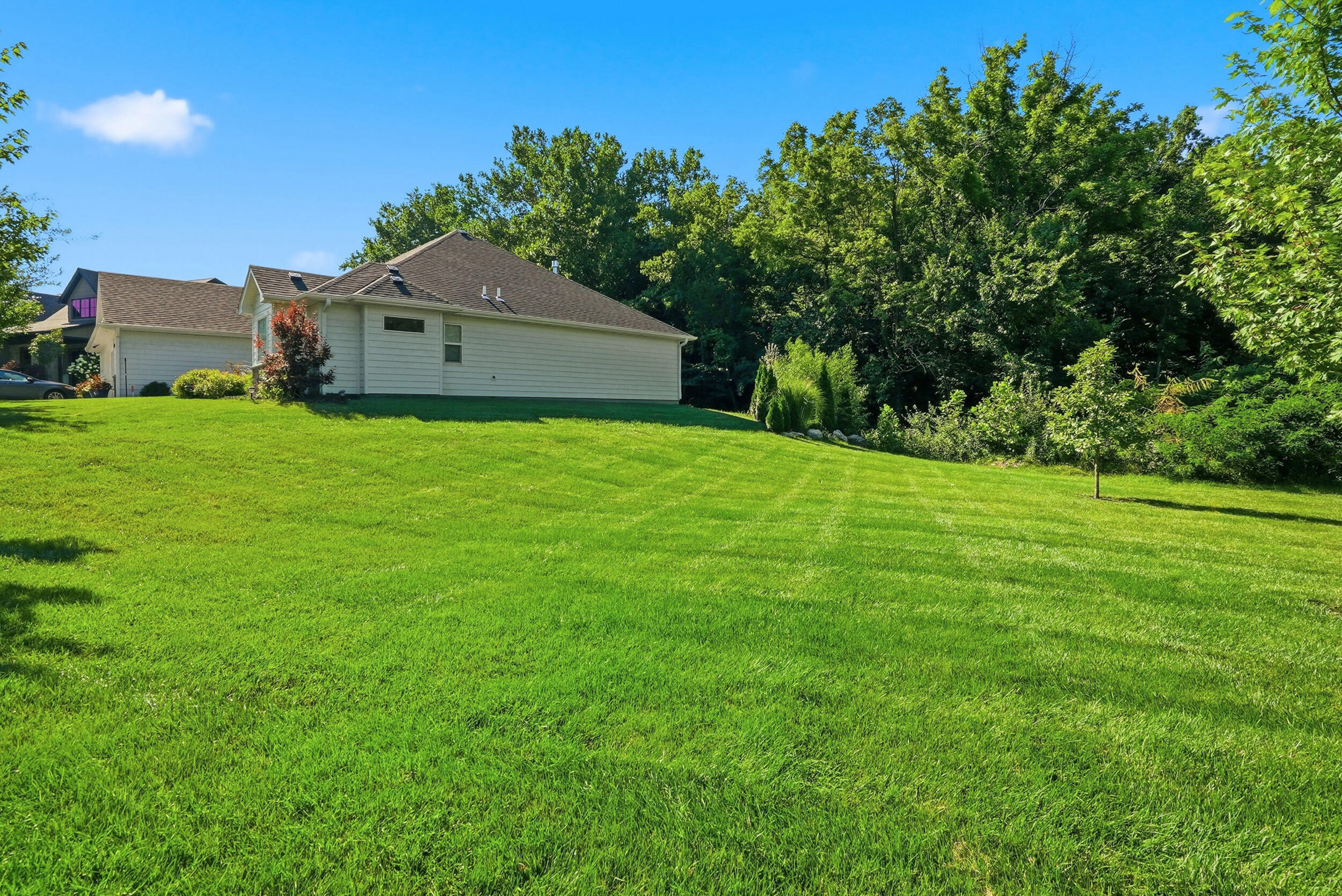 2404 Baxley Dr Property Photo 41