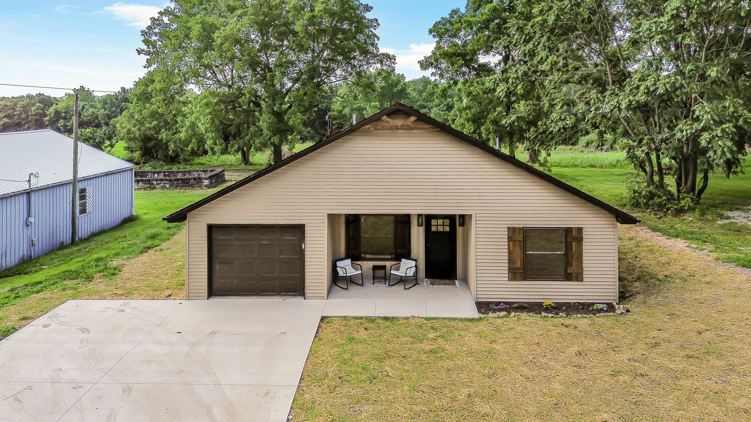 12923 Jefferson St Property Photo 1