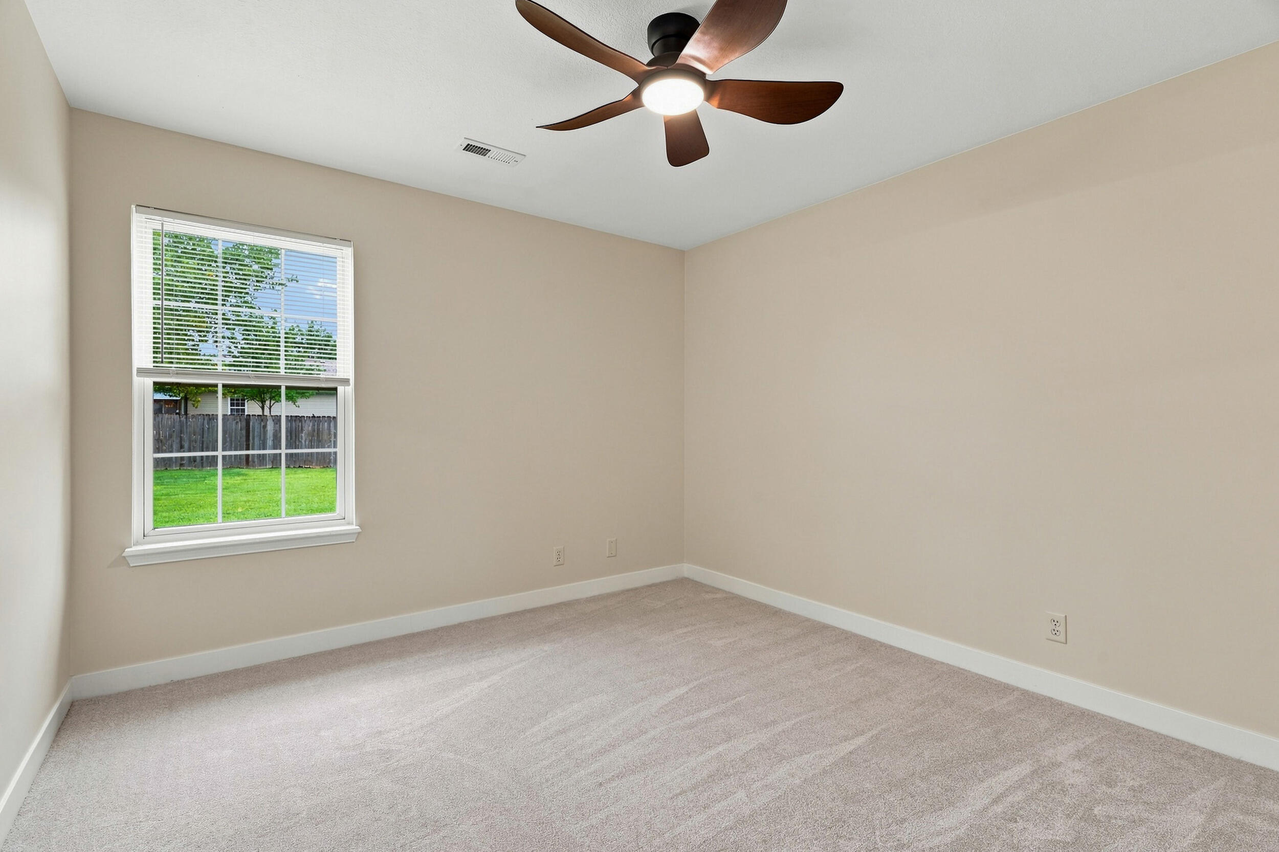 235 E Murphy Dr Property Photo 19