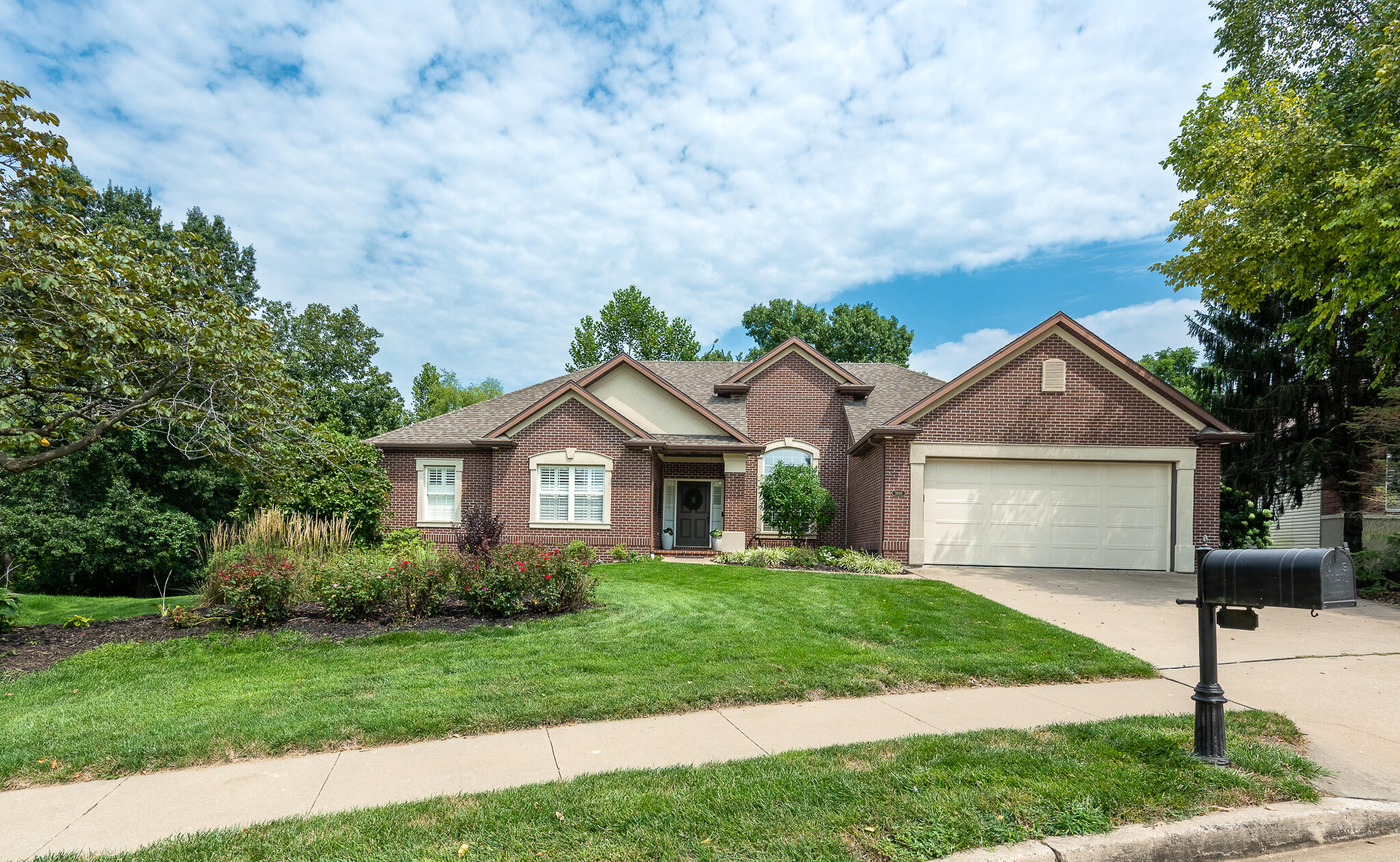 3806 Creekfront Way Property Photo 1