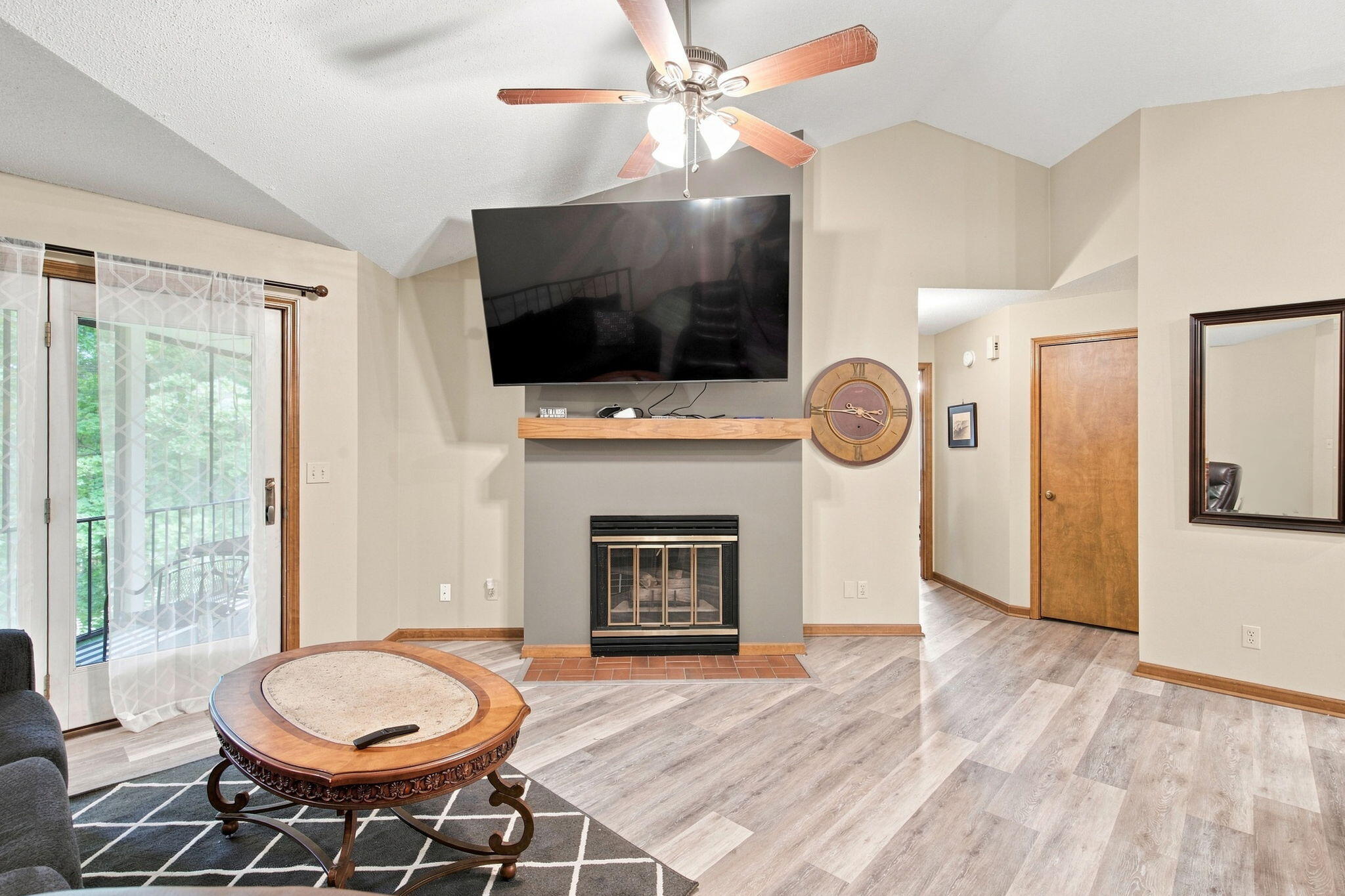 1508 Park Deville Pl Property Photo 6