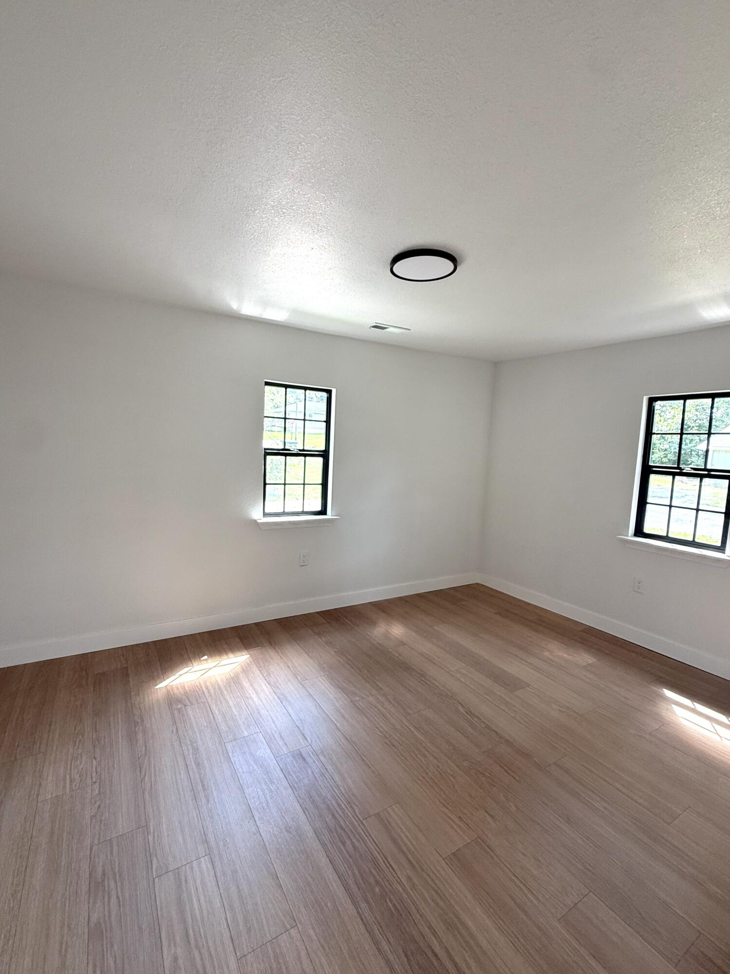 1504 Monroe St Property Photo 14