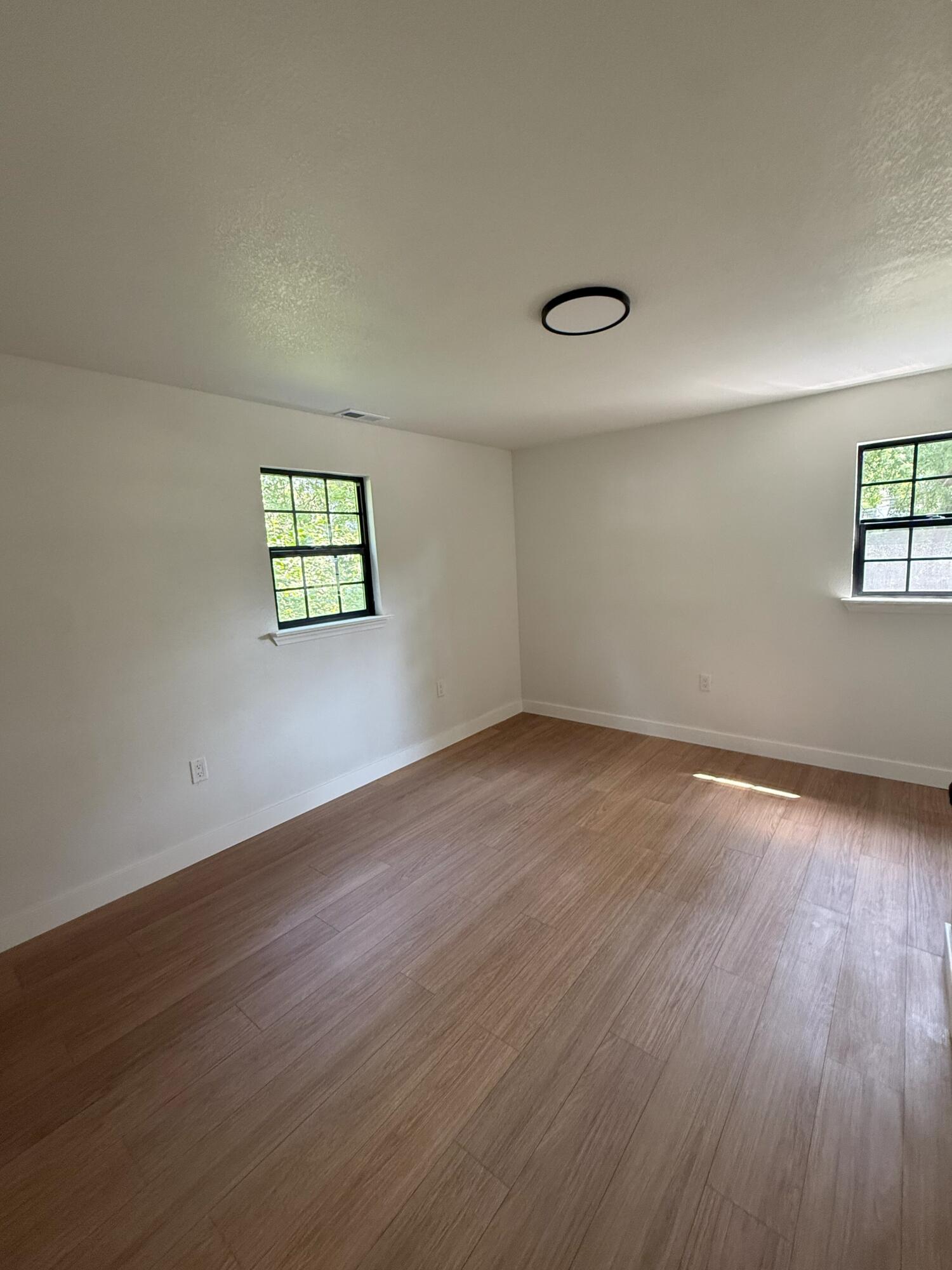 1504 Monroe St Property Photo 15