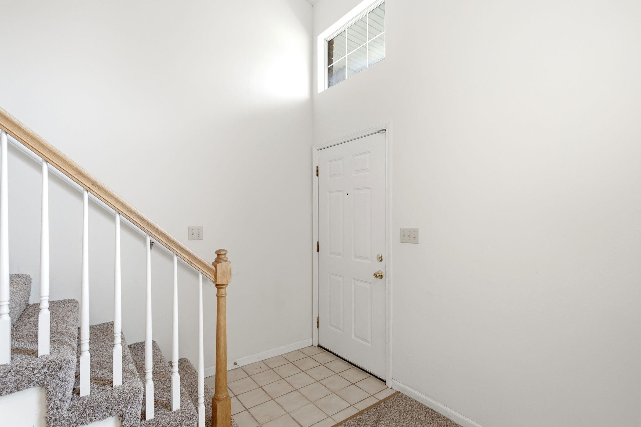 12 N Cedar Lake E Dr Property Photo 7
