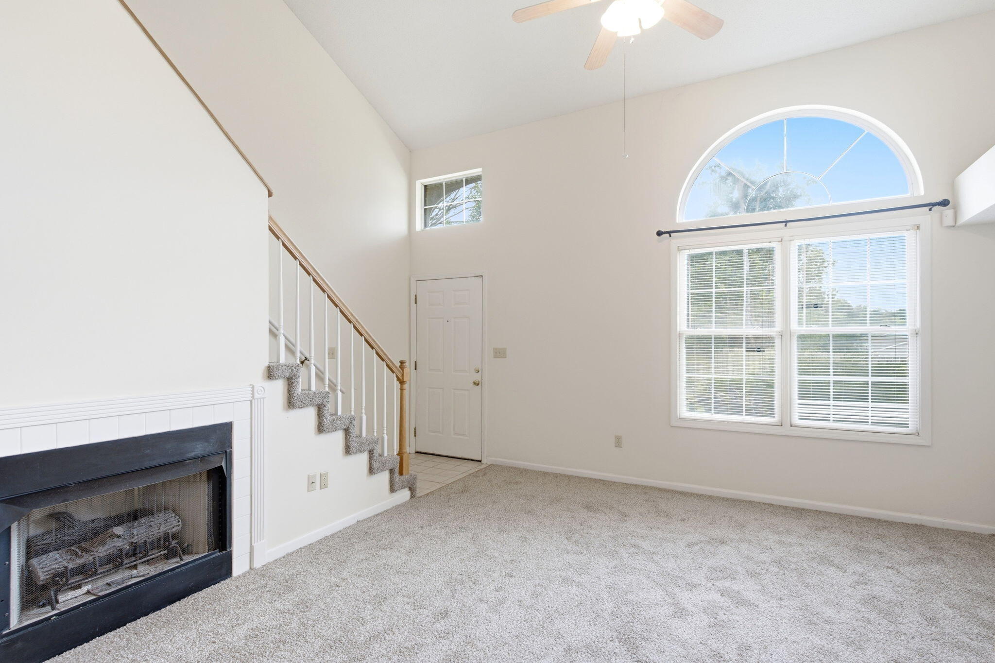 12 N Cedar Lake E Dr Property Photo 8