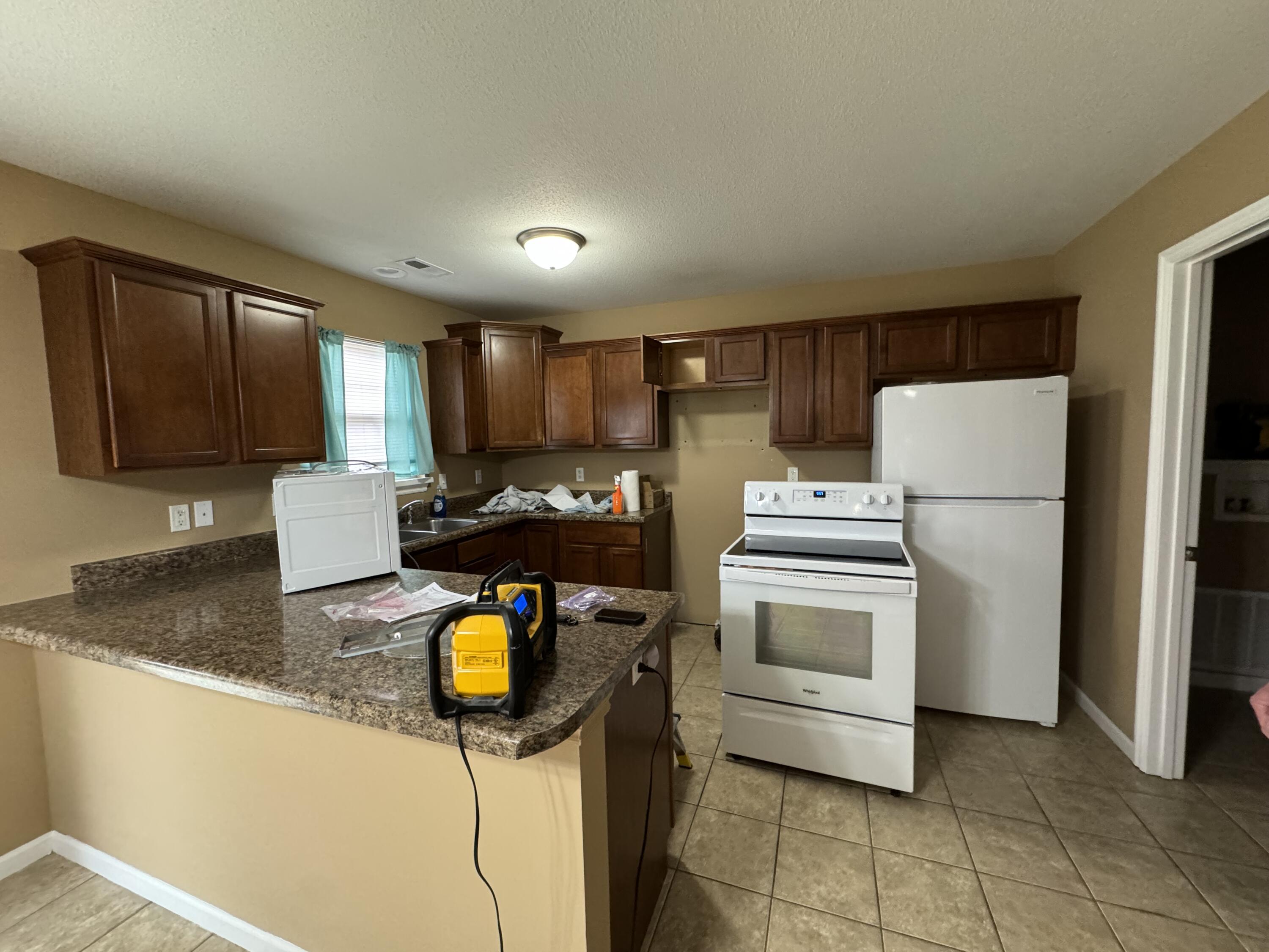 4209 Bold Venture Dr Property Photo 6