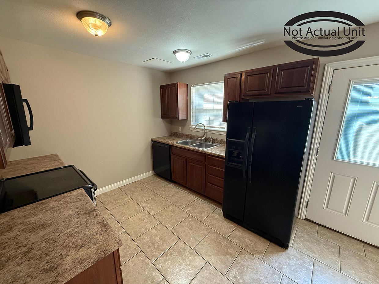 1850 N Orie Dr Property Photo 6