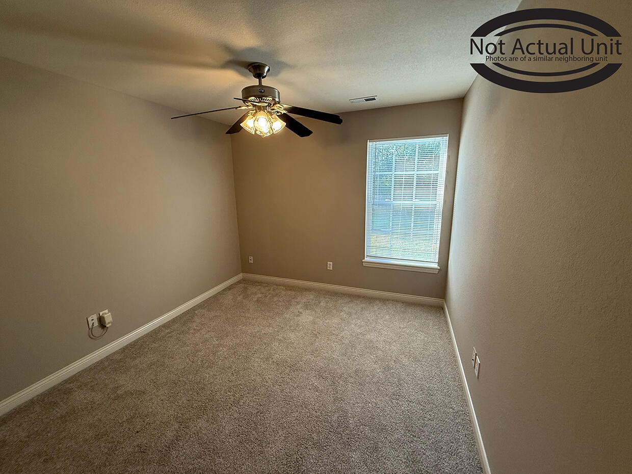 1850 N Orie Dr Property Photo 8