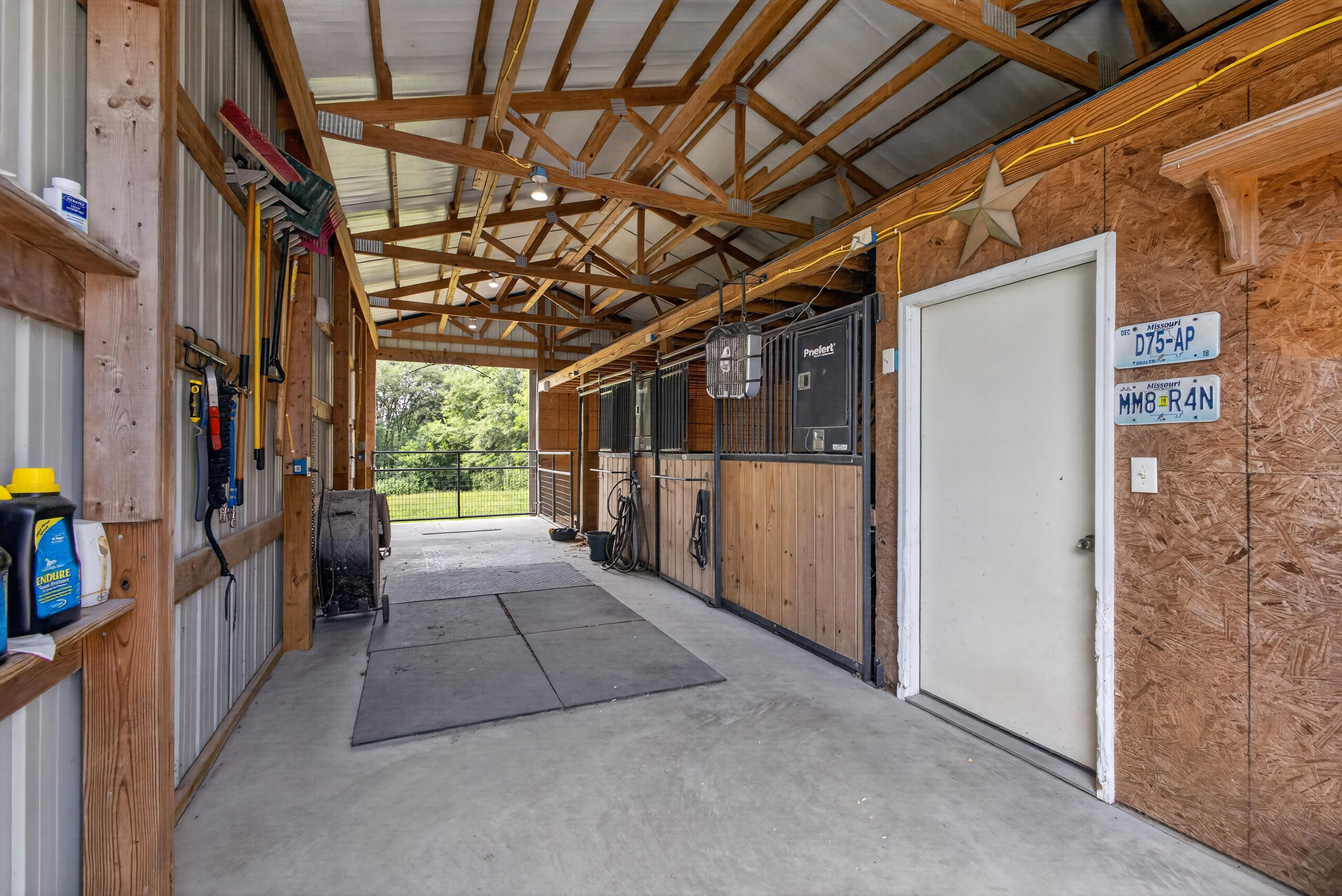 10350 N Everett School Road Property Photo 39