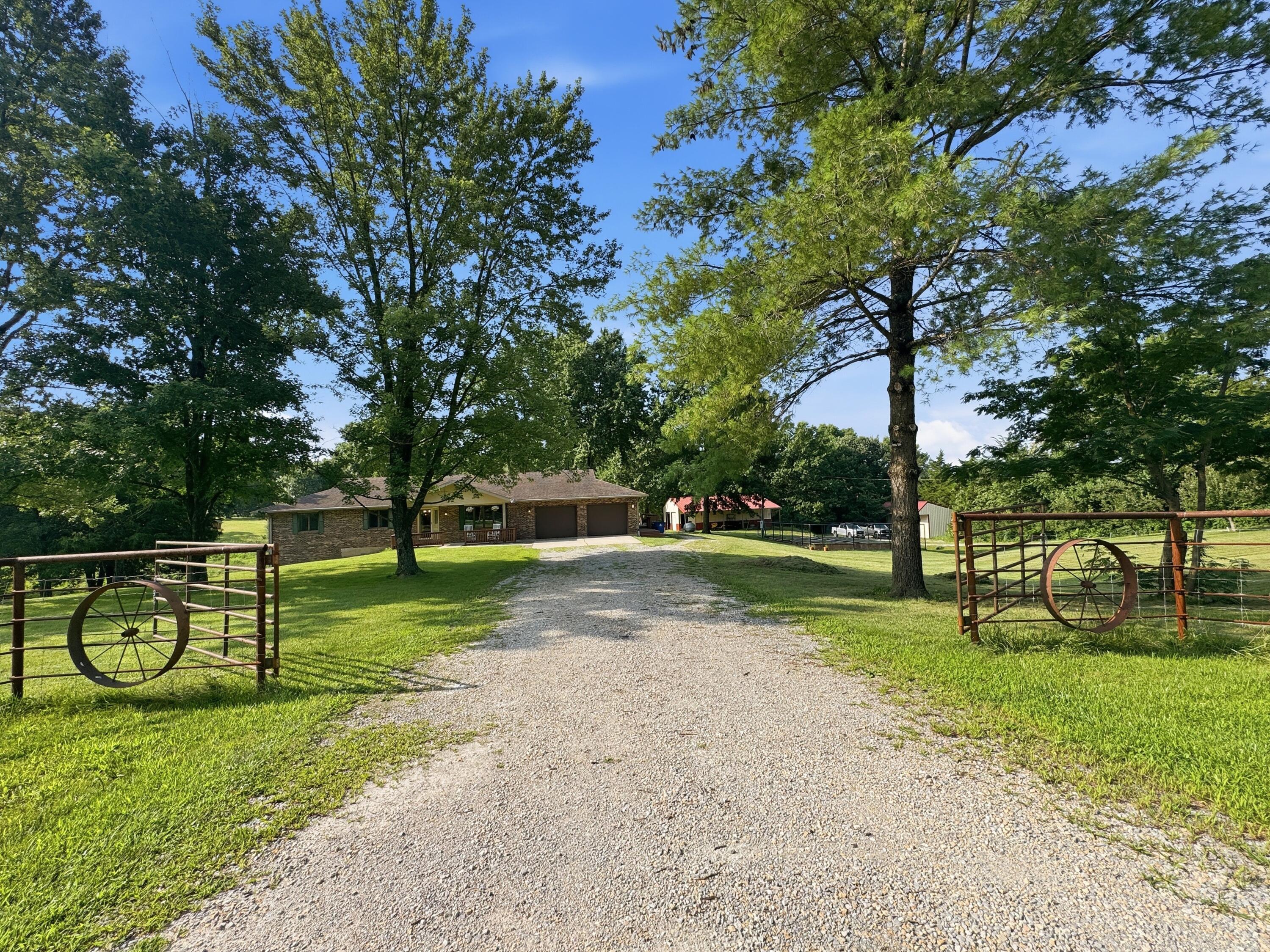 4020 County Road 216 Property Photo 4