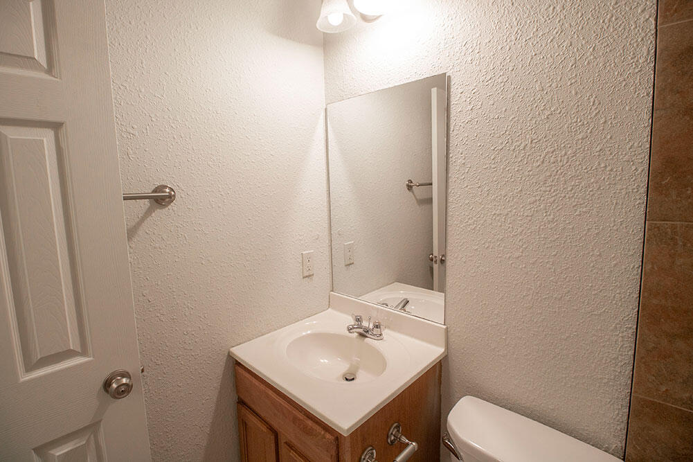 1005 W Ash St Property Photo 10