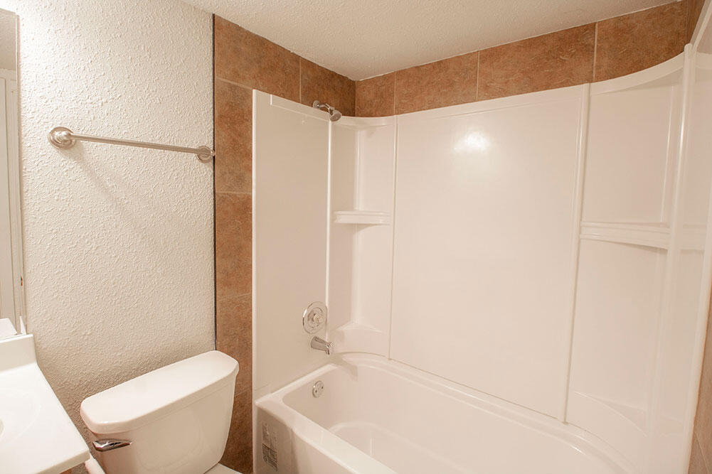 1005 W Ash St Property Photo 25