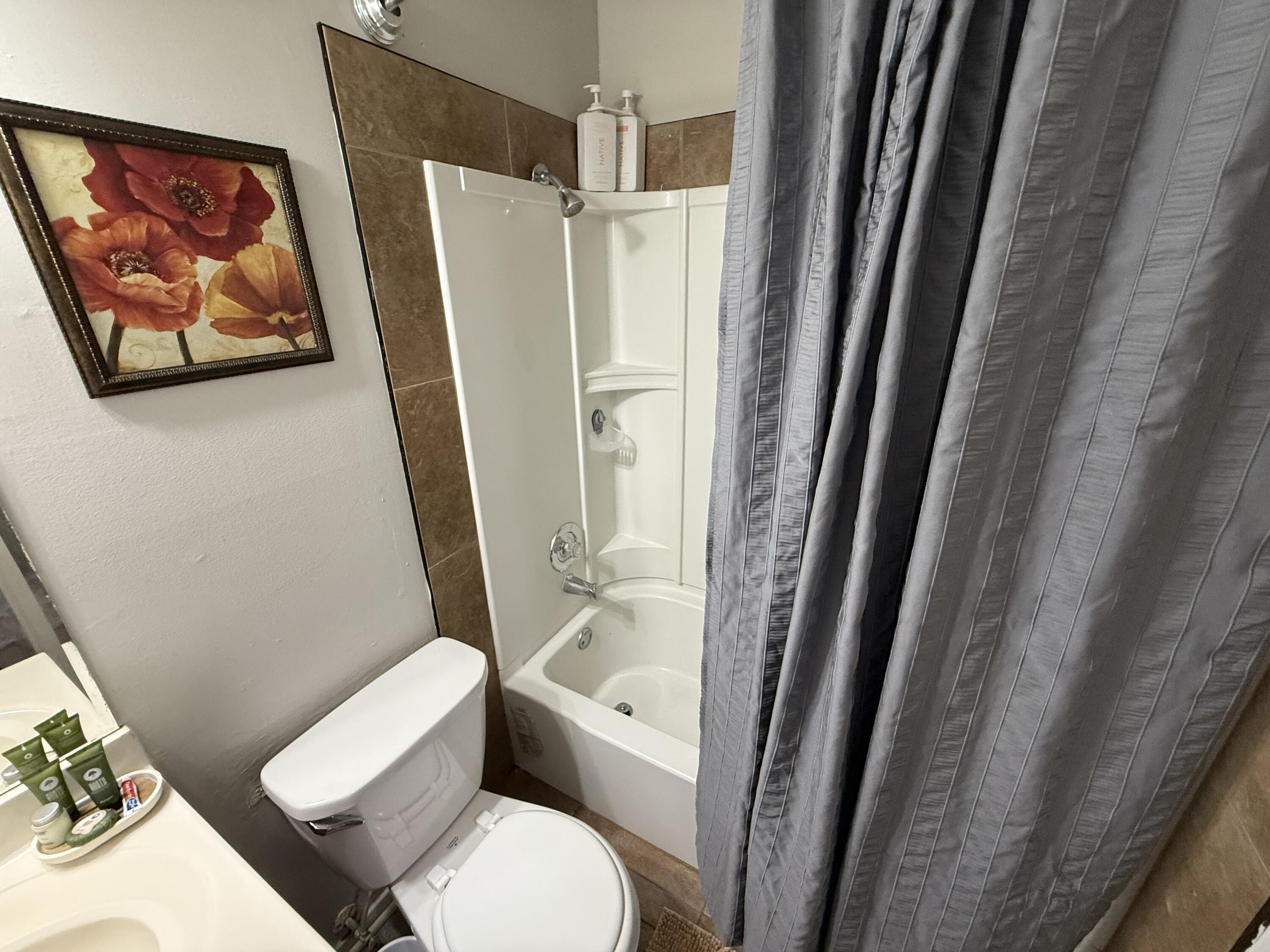 207 Wheaton Ct Property Photo 11