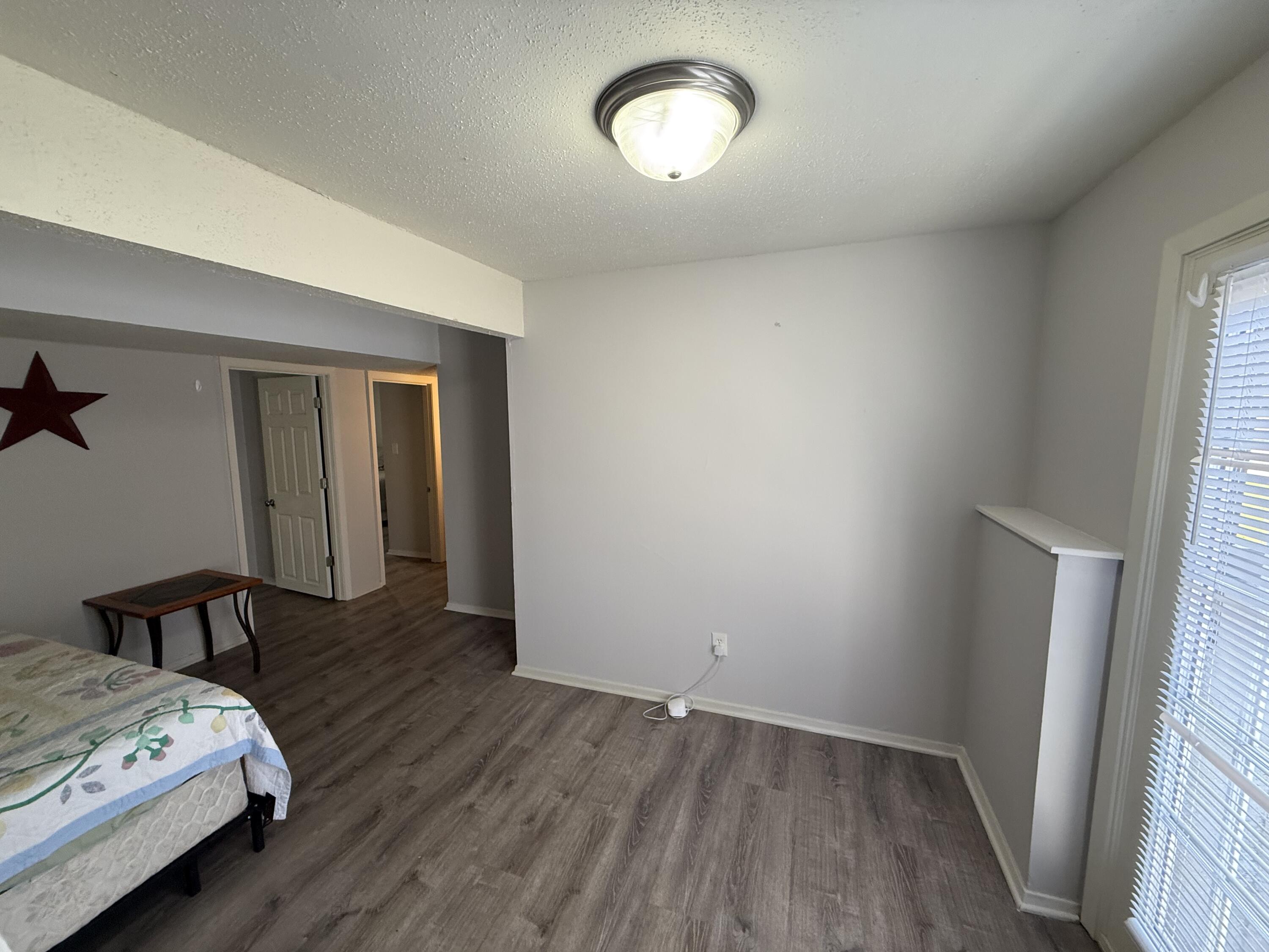 207 Wheaton Ct Property Photo 13