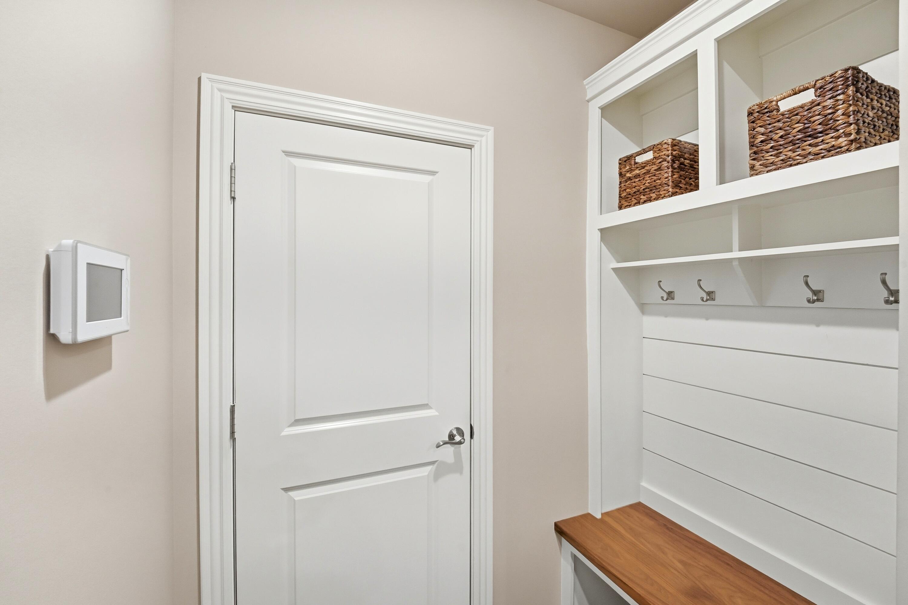 5313 Harbor Town Dr Property Photo 34
