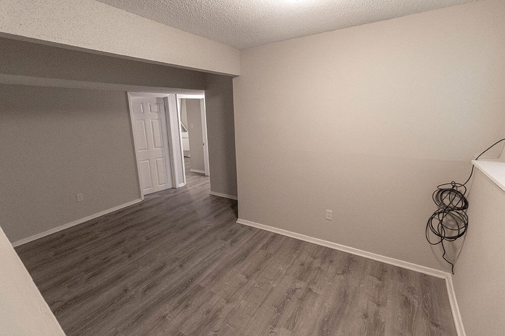 211 Wheaton Ct Property Photo 15