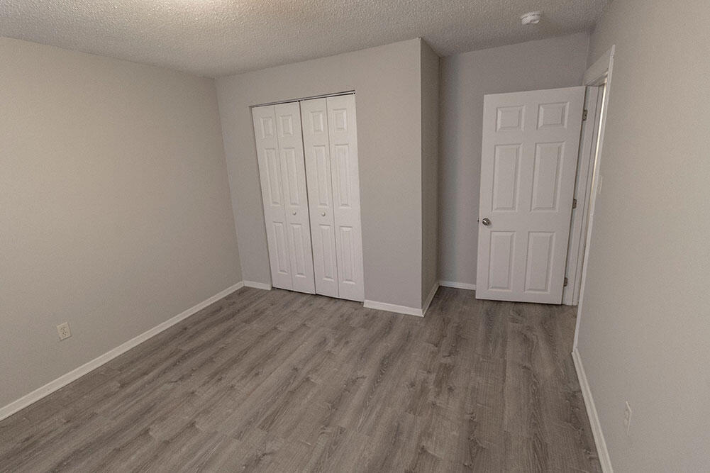 211 Wheaton Ct Property Photo 19