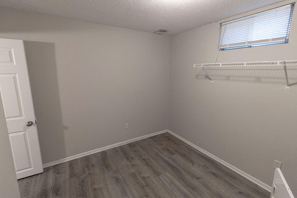 211 Wheaton Ct Property Photo 29