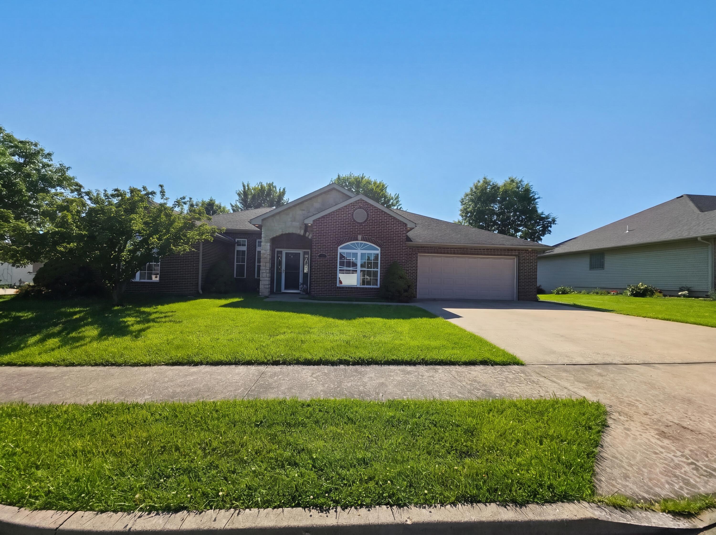 14325 Concert Ave Property Photo 1