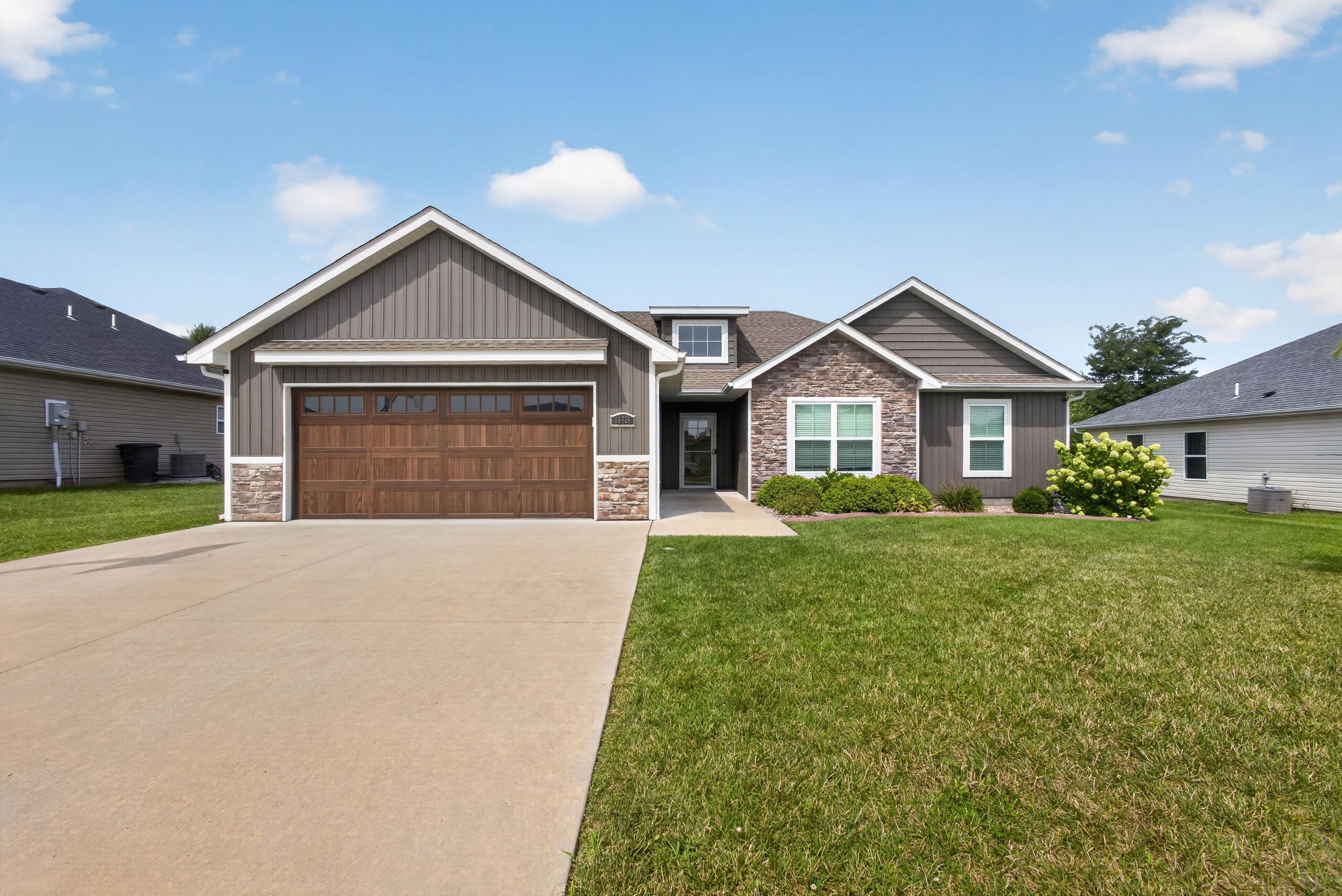 14659 Mettler Dr Property Photo 1