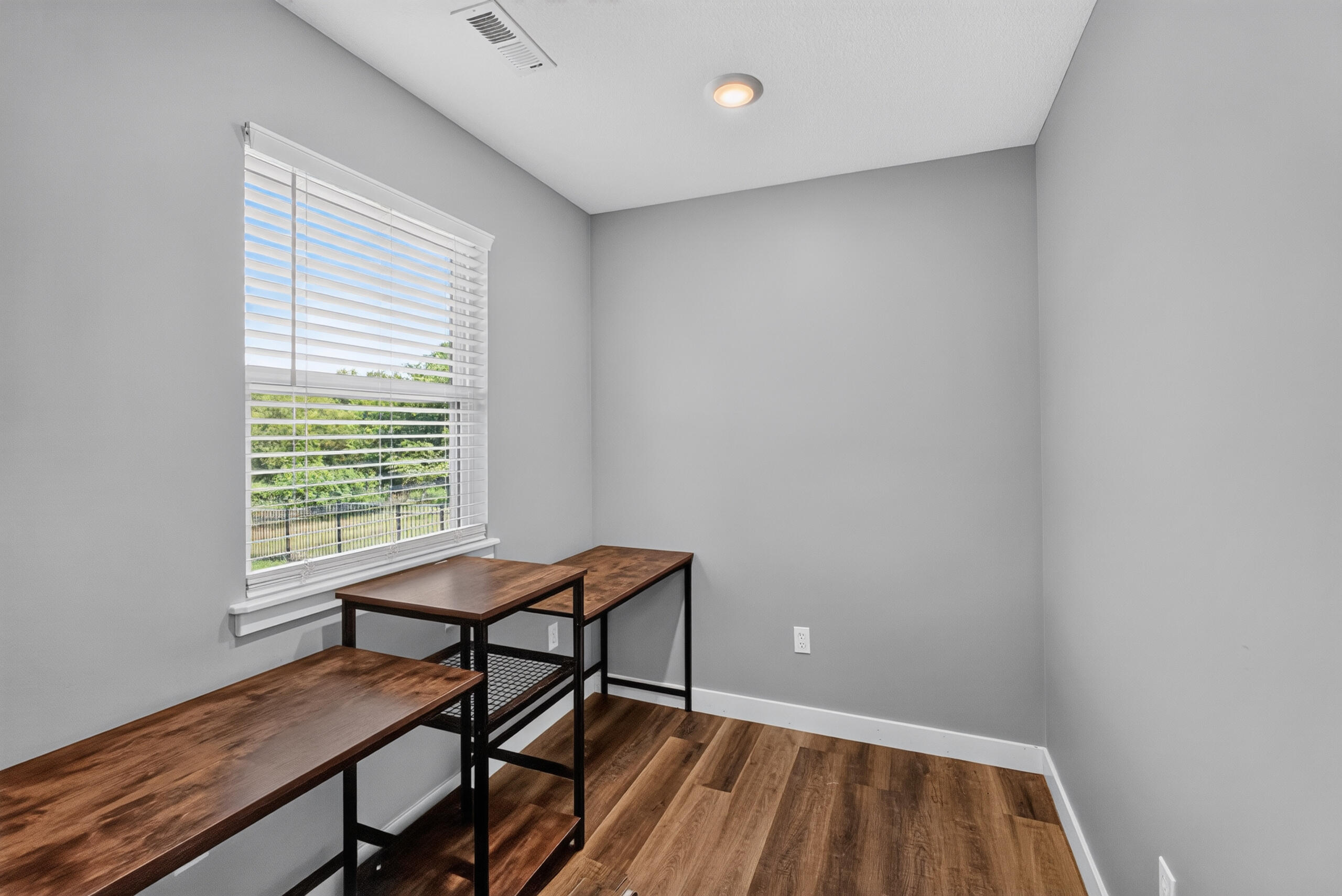 14659 Mettler Dr Property Photo 14