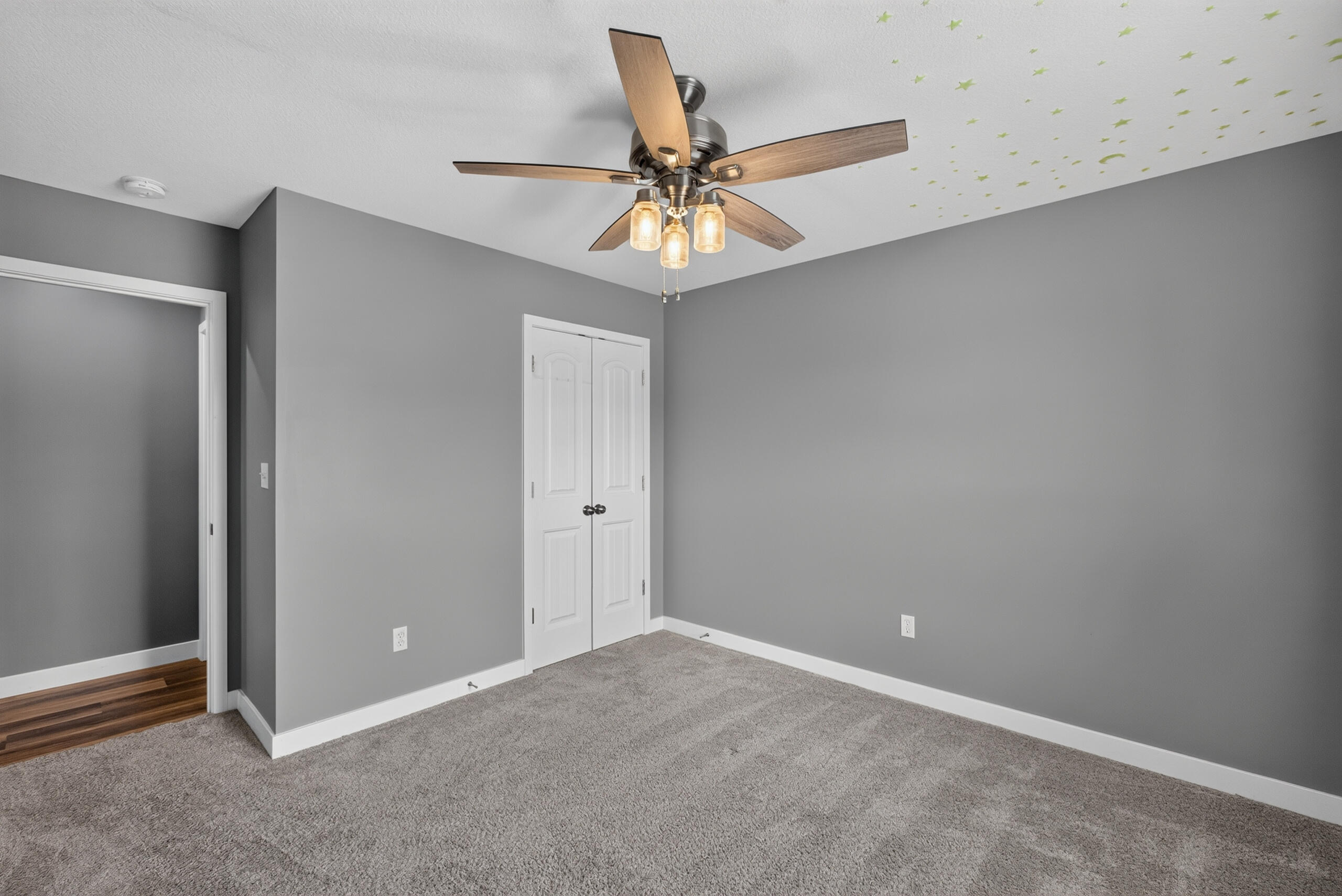 14659 Mettler Dr Property Photo 28
