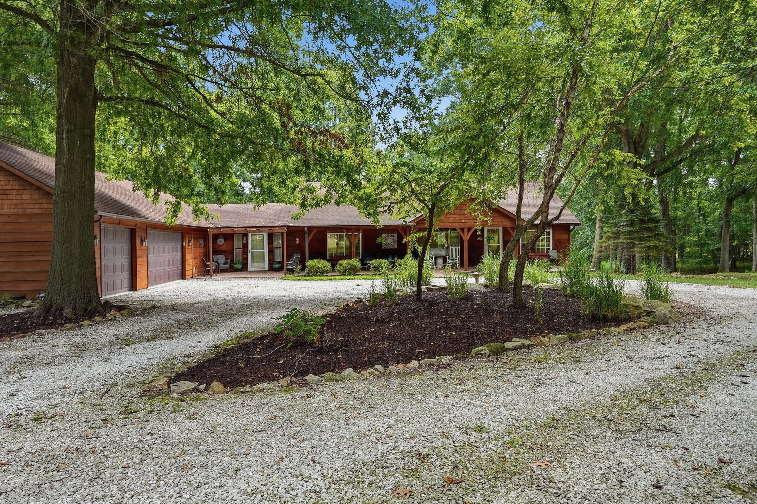 3404 S Rangeline Rd Property Photo 4