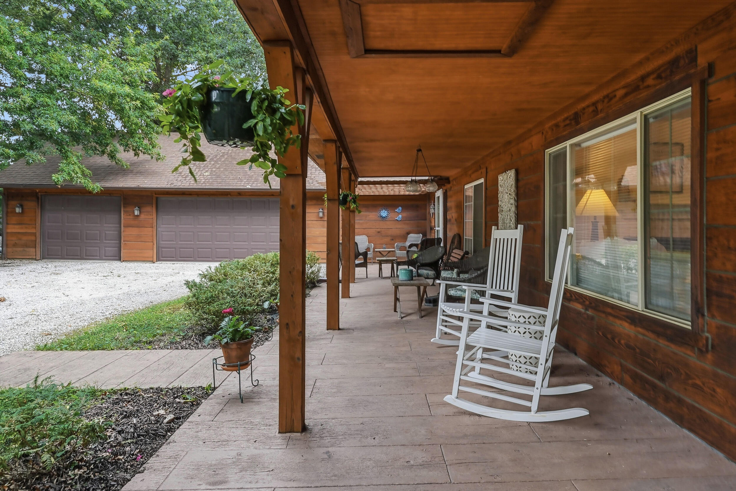 3404 S Rangeline Rd Property Photo 5