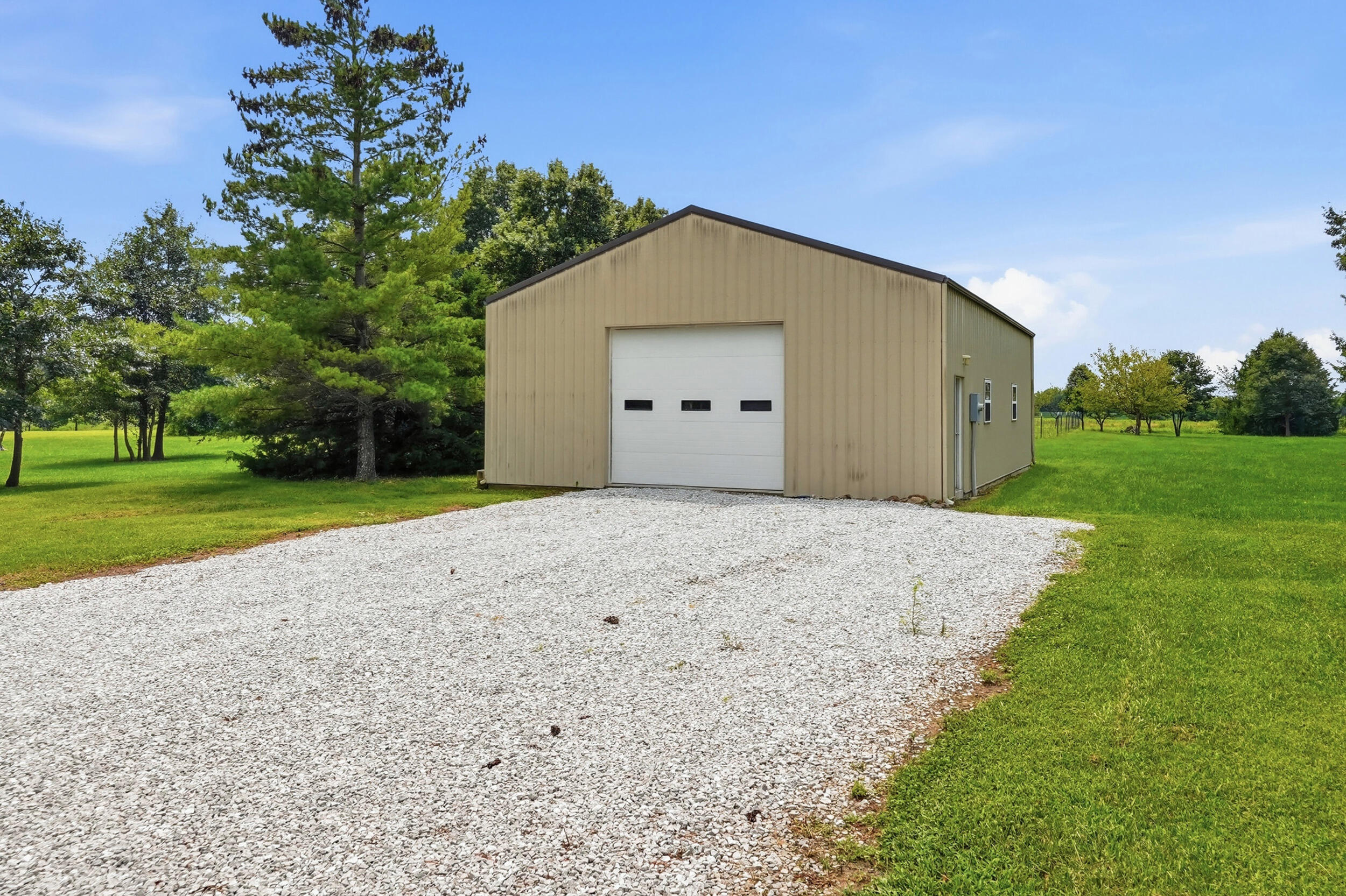 3404 S Rangeline Rd Property Photo 51