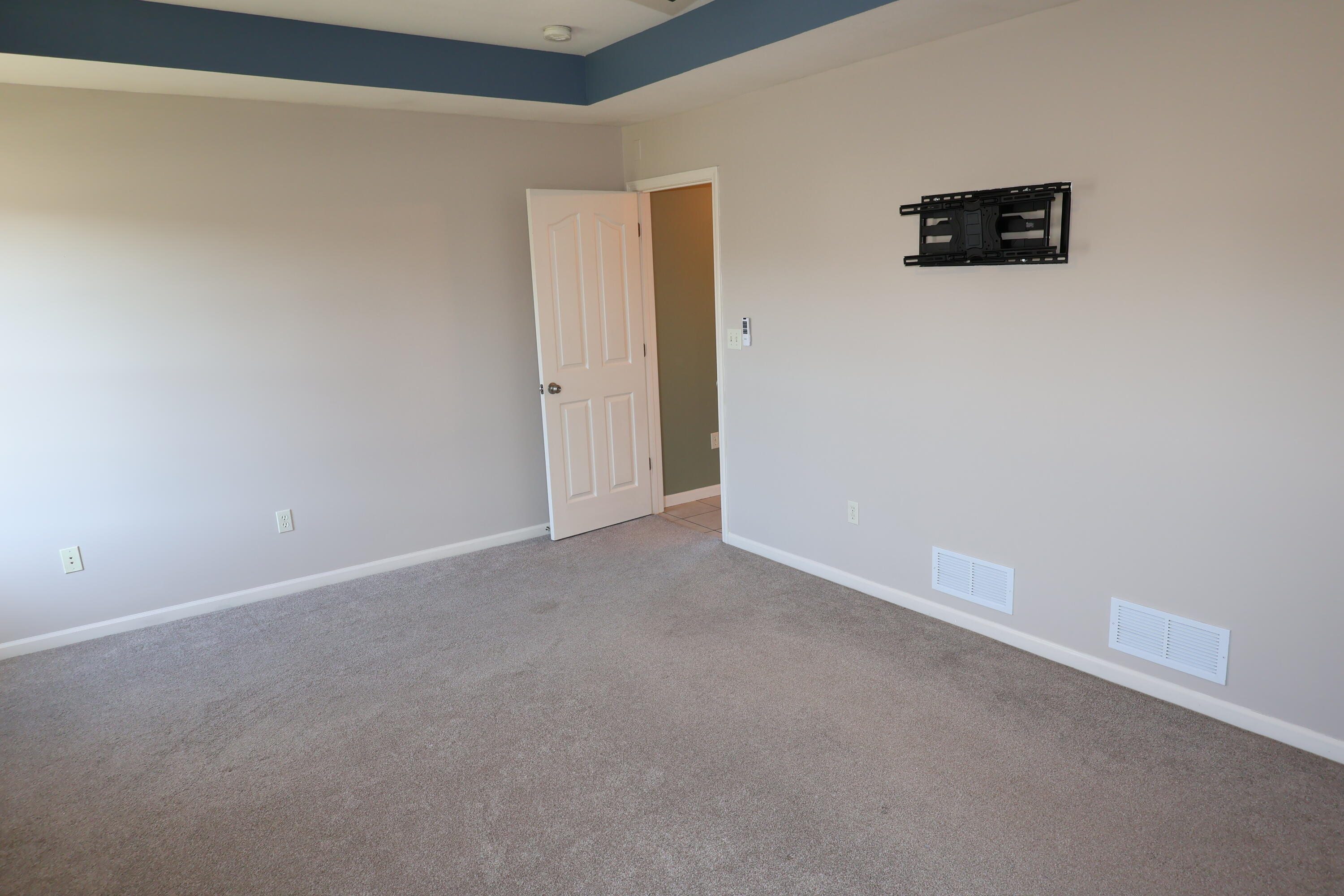 5501 Gemstone Way Property Photo 16