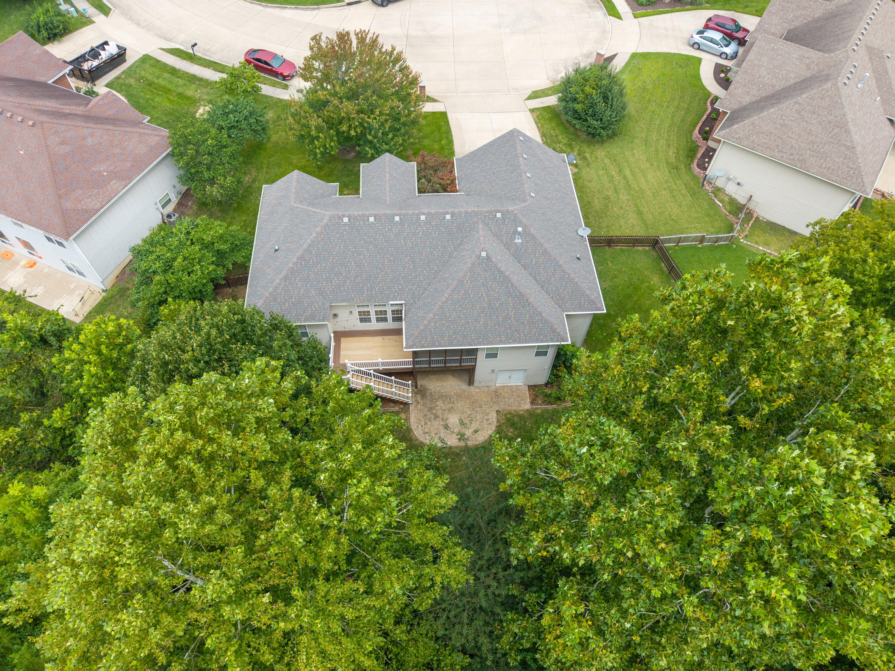 4815 Norfolk Ct Property Photo 5